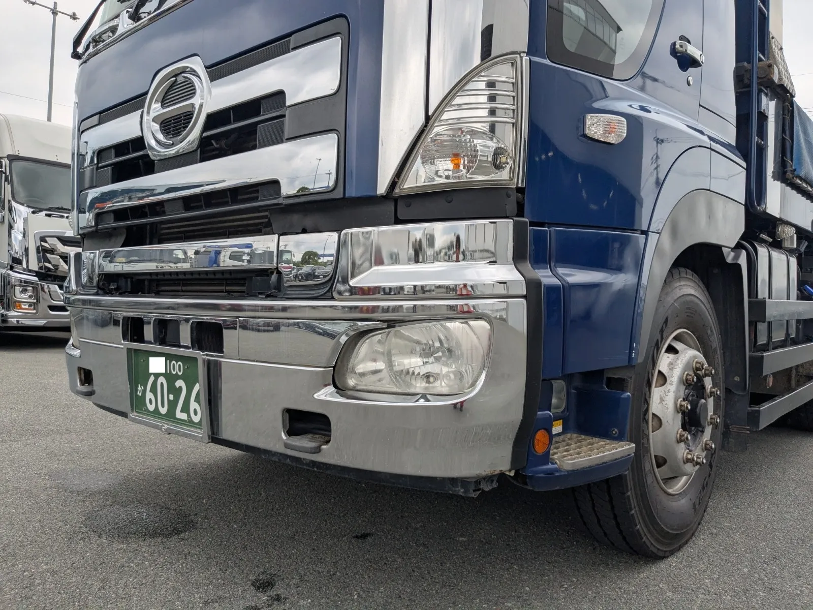 vehicle_image_20260701105437ebKdQtWI9o.webp
