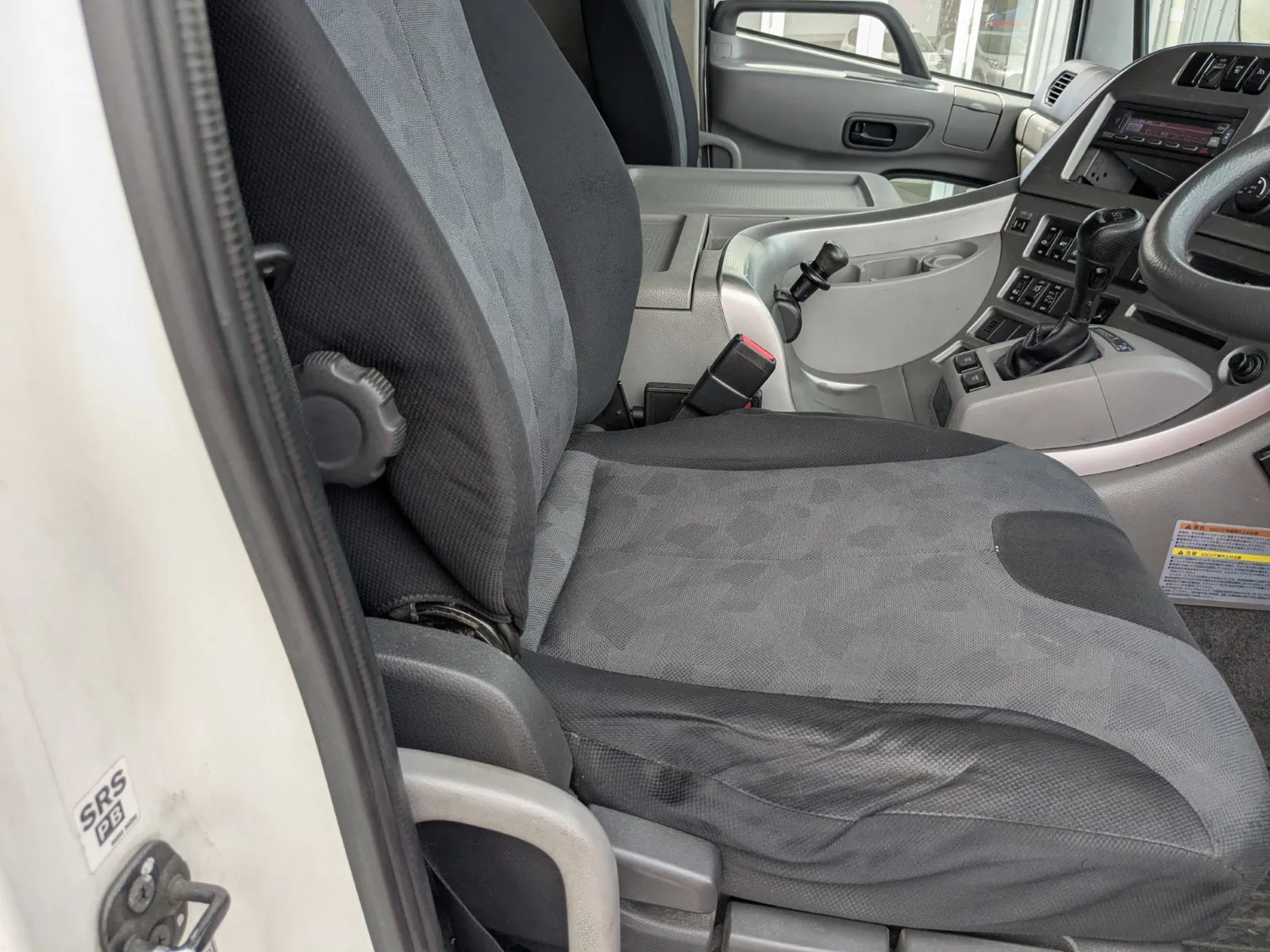 vehicle_image_202606191327451CNQgmrW7R.webp