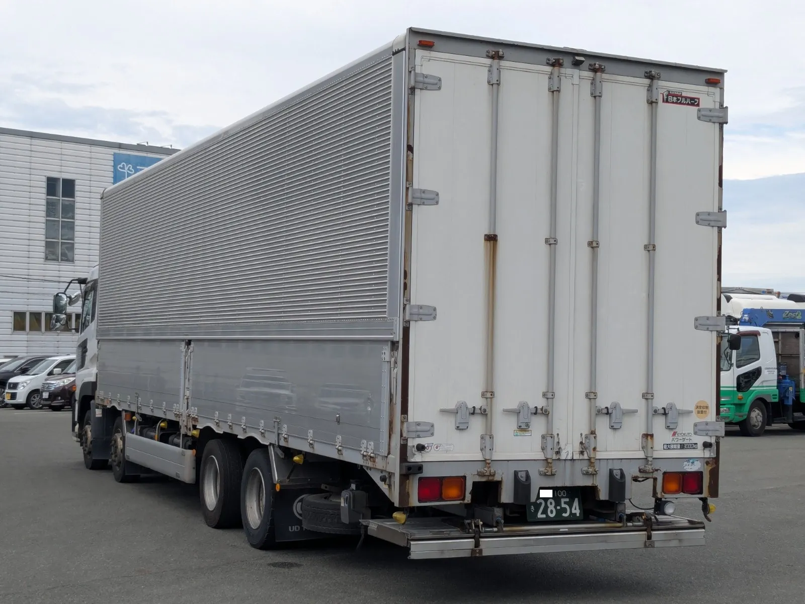 vehicle_image_20260619132745ASEoFdvfPx.webp
