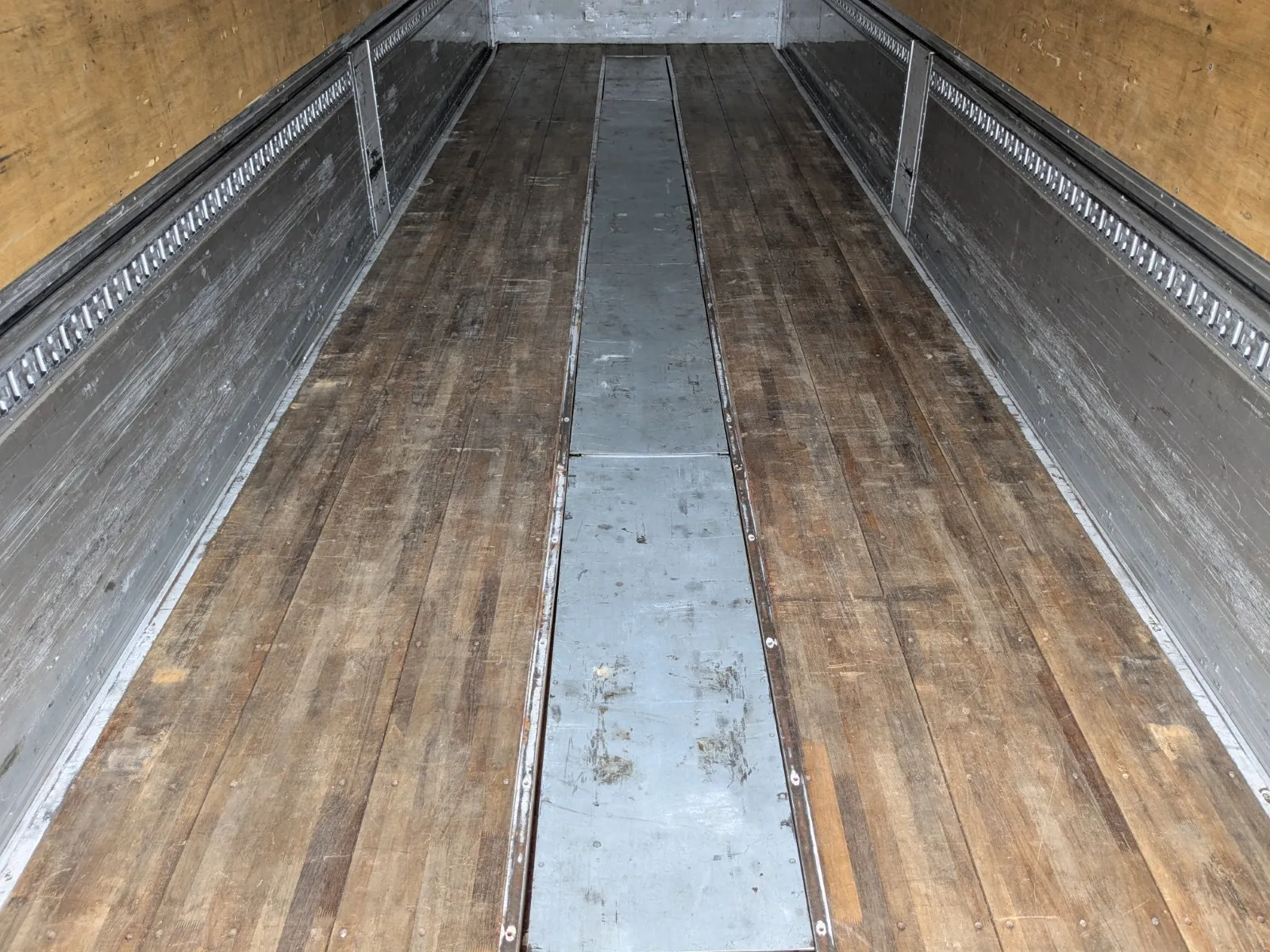 vehicle_image_20260619132745TqLn9SoJcp.webp