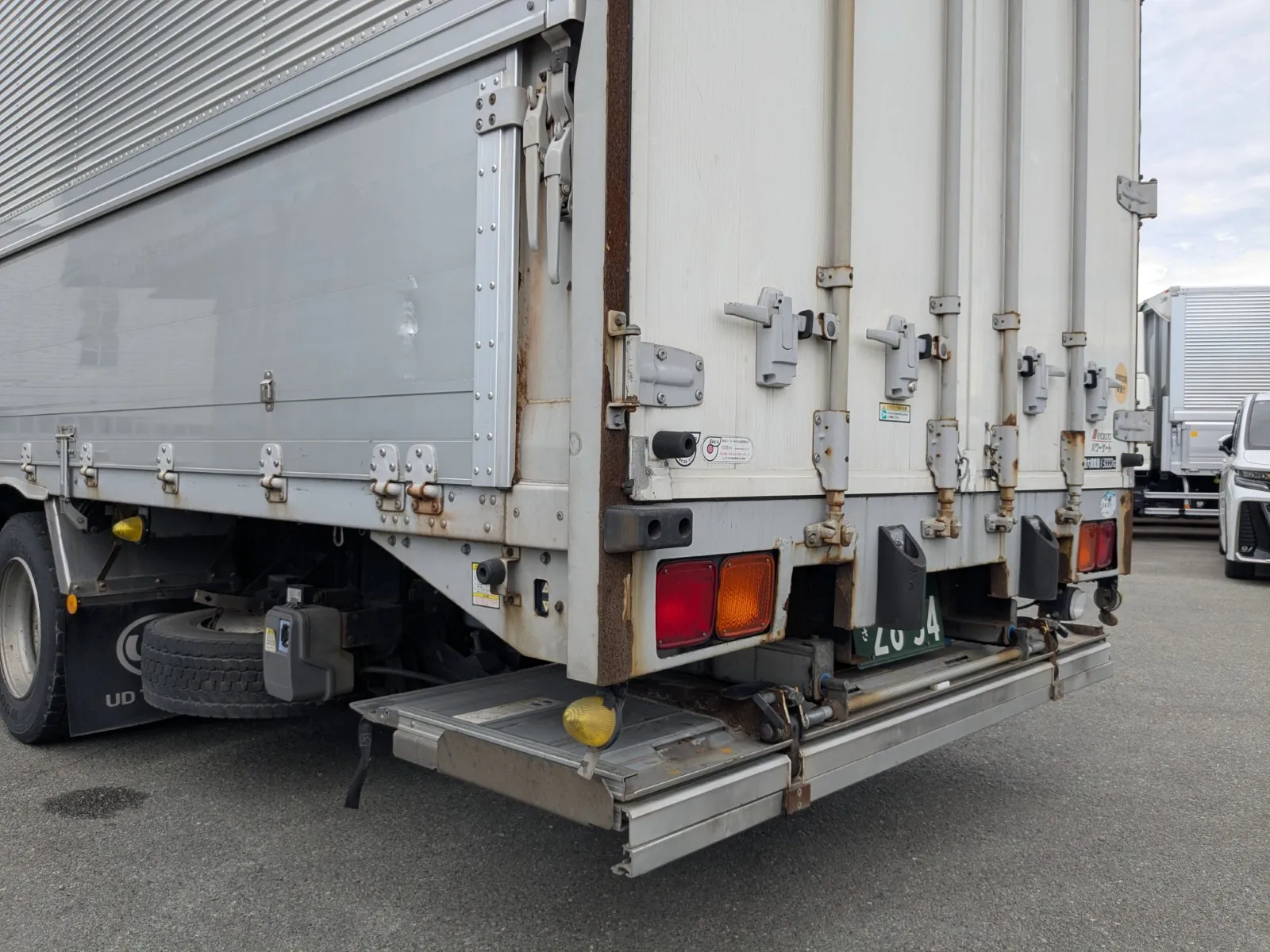 vehicle_image_20260619132745b15pLesG5P.webp