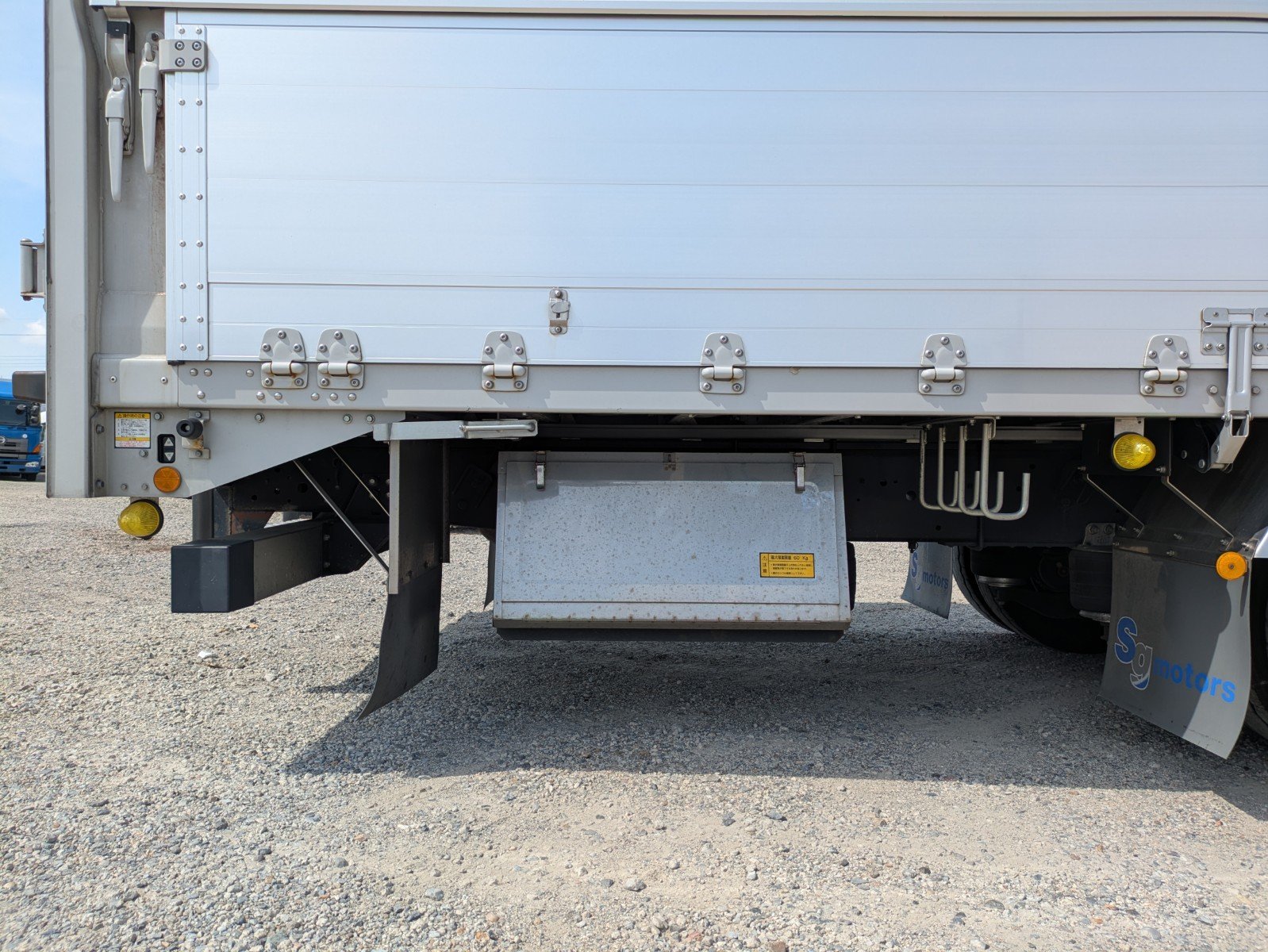 vehicle_image_20260515091614g6DBCdvEPd.jpg