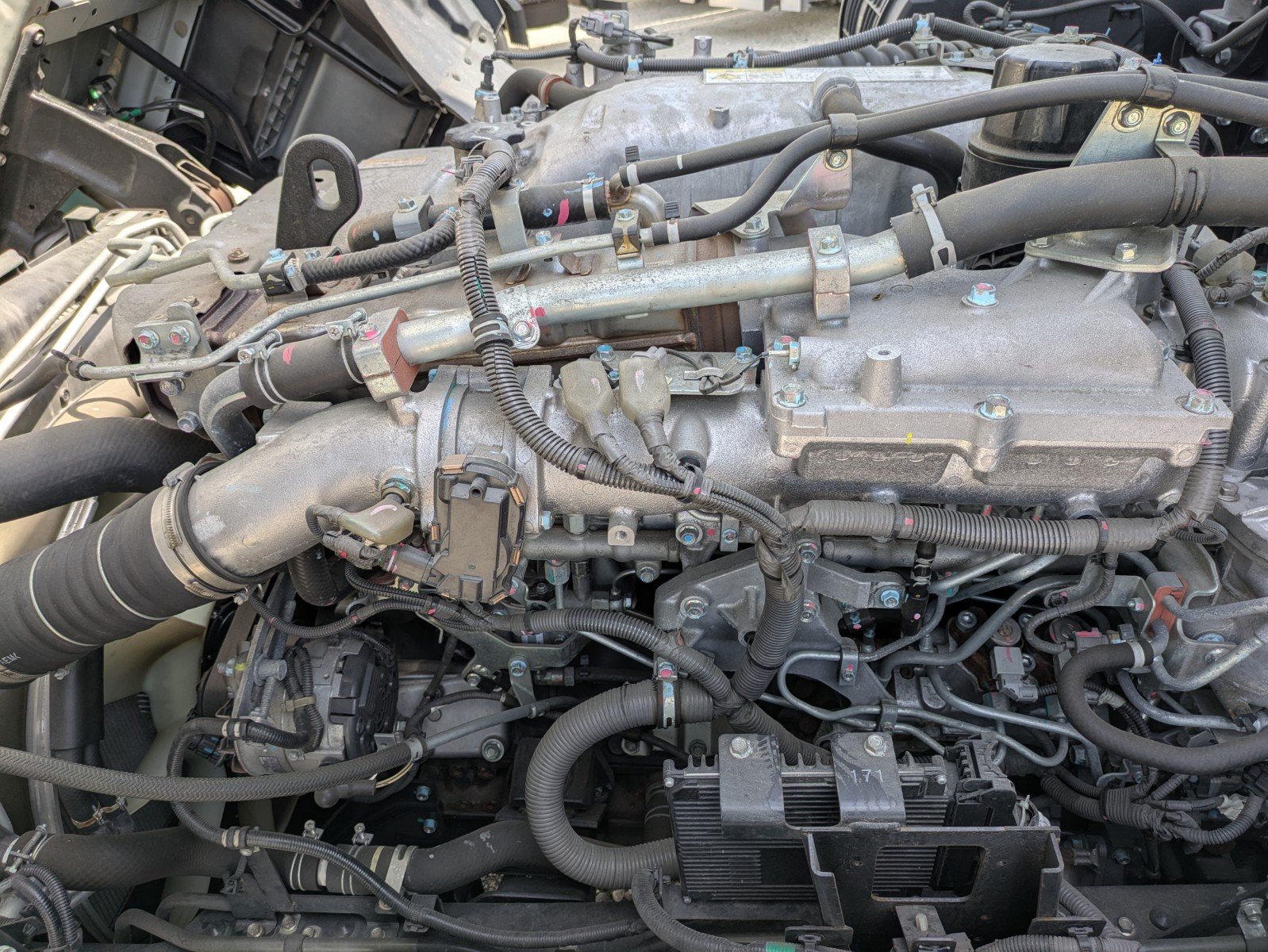 vehicle_image_20260515091614ogg7I6uR84.jpg