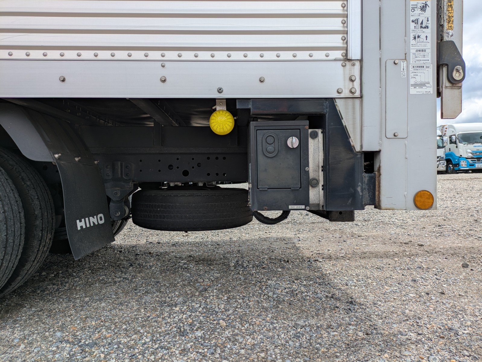 vehicle_image_202604271536123tE9qkofex.jpg