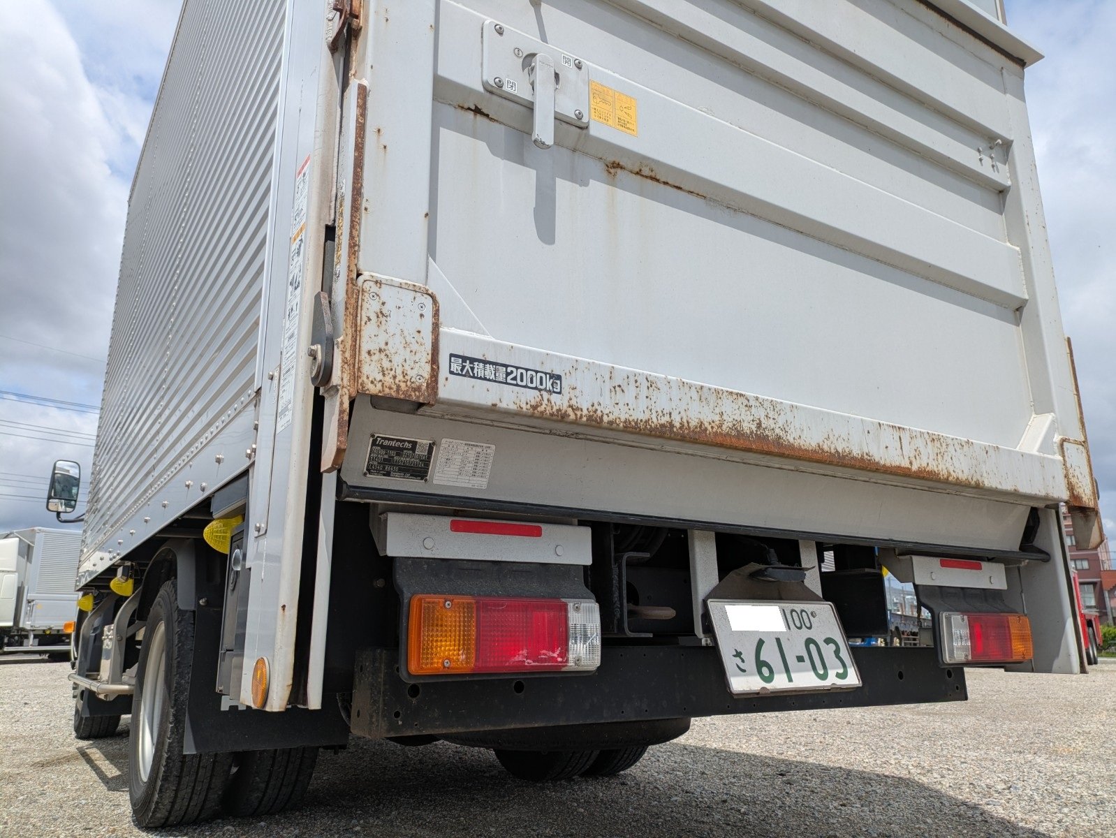 vehicle_image_20260427153612UOAgzjW2A6.jpg