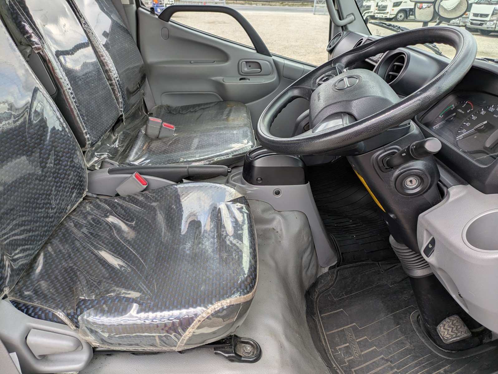 vehicle_image_20260427153612hDnuJArODw.jpg