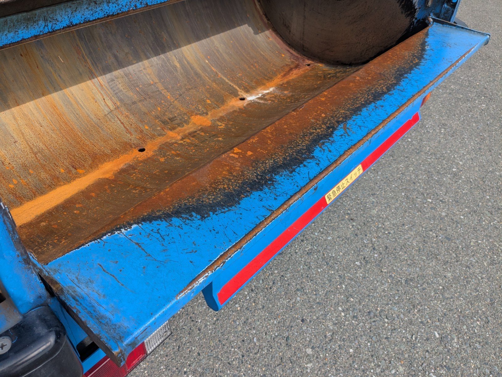 vehicle_image_20260513140330NxQGdkBR2E.jpg