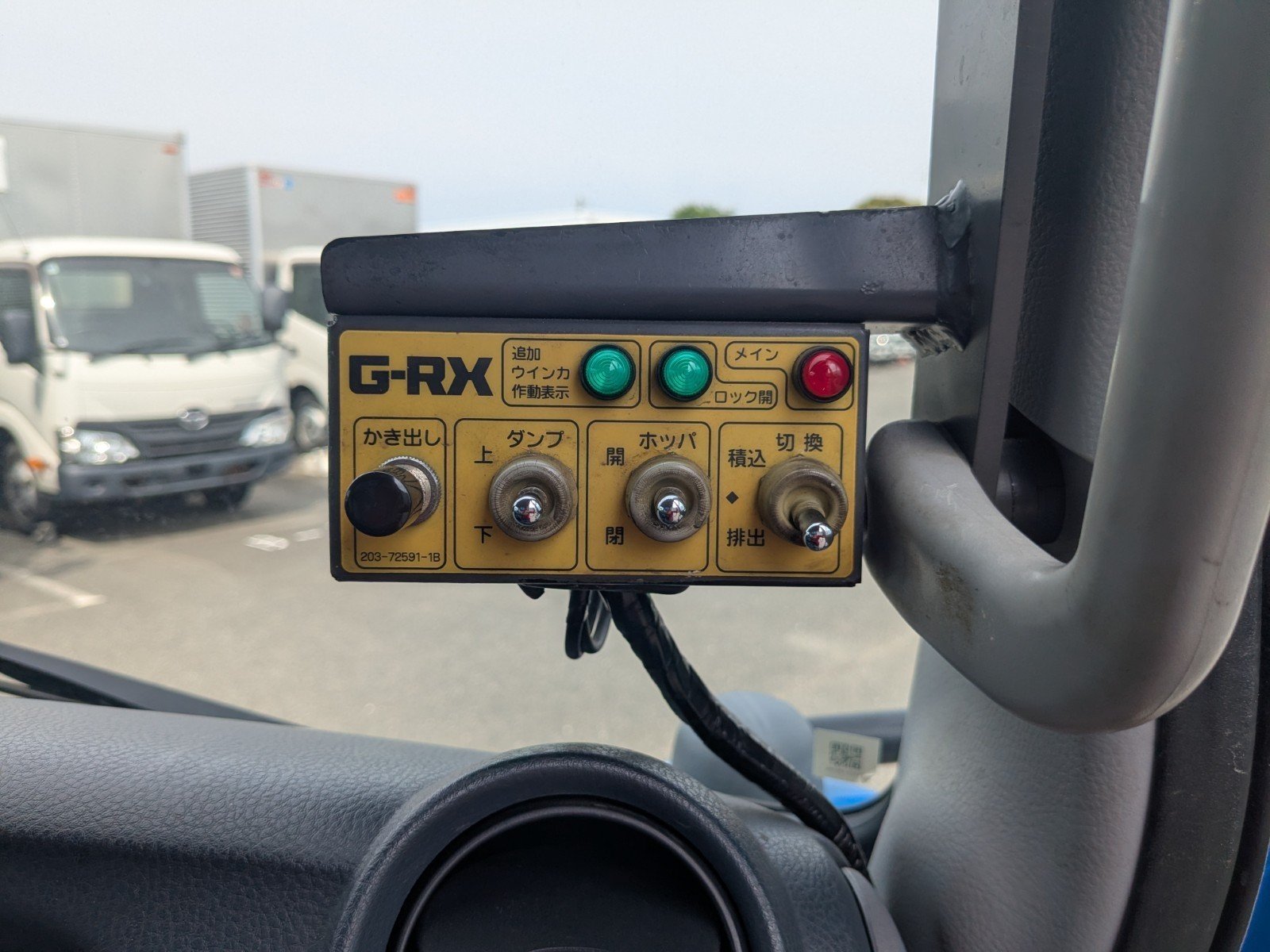vehicle_image_20260513140330Re80FCgIUq.jpg