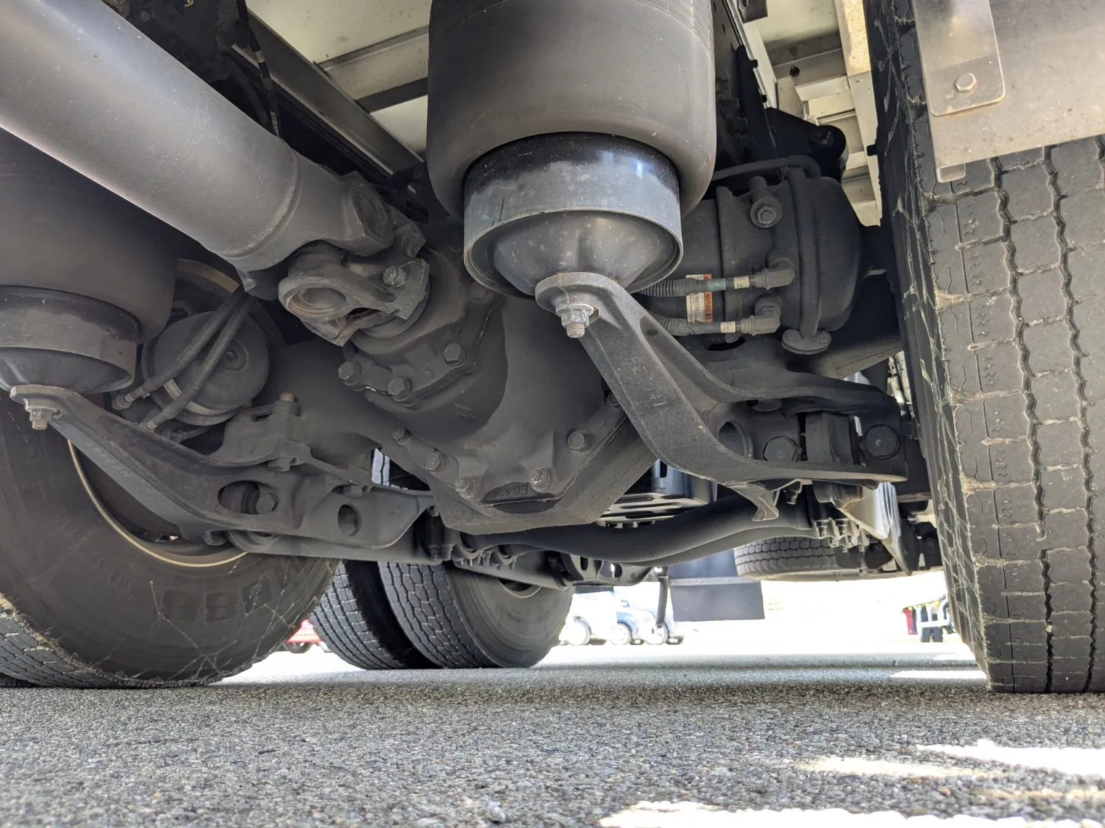 vehicle_image_202607150915348TfMAuHhfX.webp
