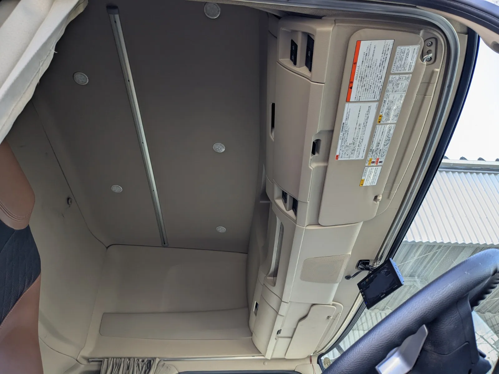 vehicle_image_20260715091543LMTBdwletG.webp