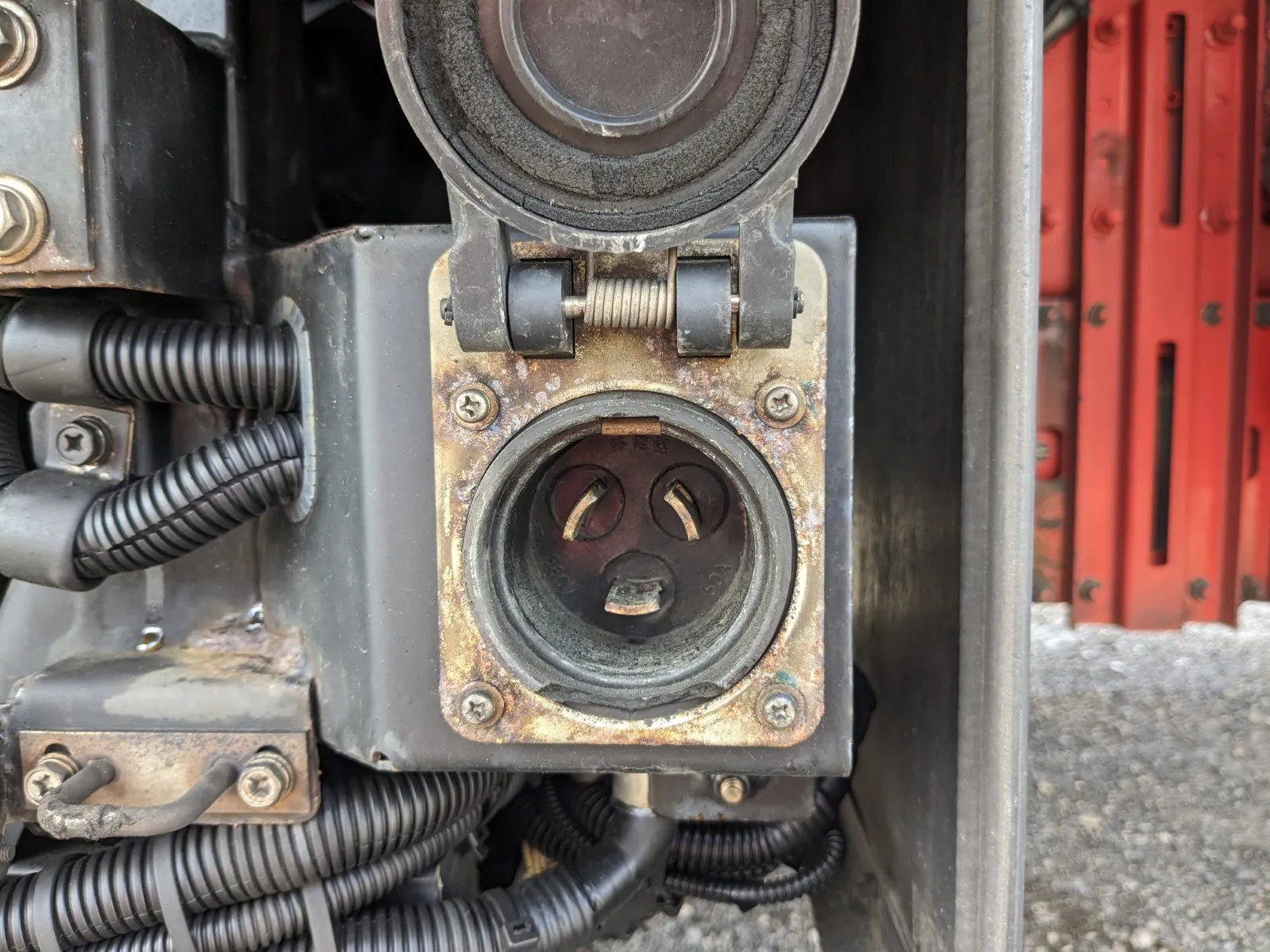vehicle_image_202607011325011CsV8qTXcF.webp