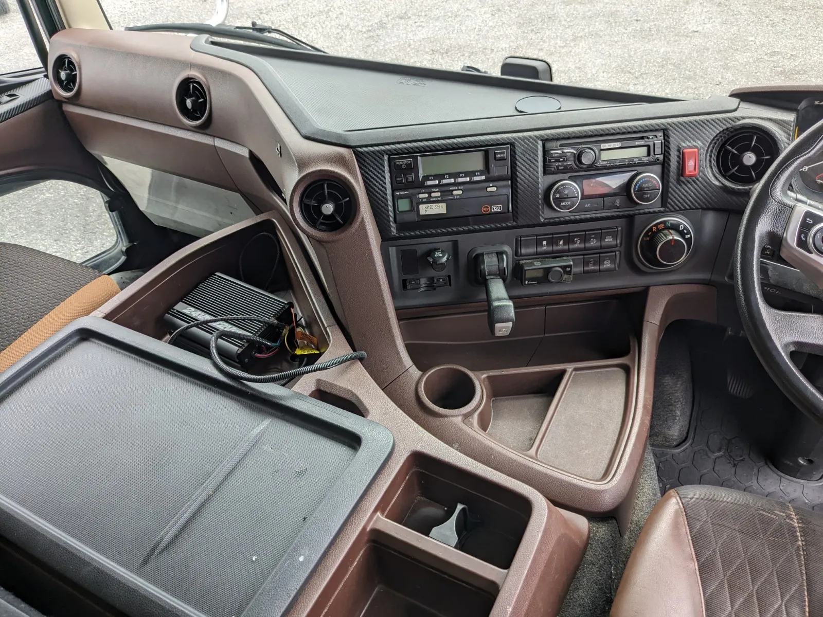 vehicle_image_20260701132503Sg0mBoHDKx.webp