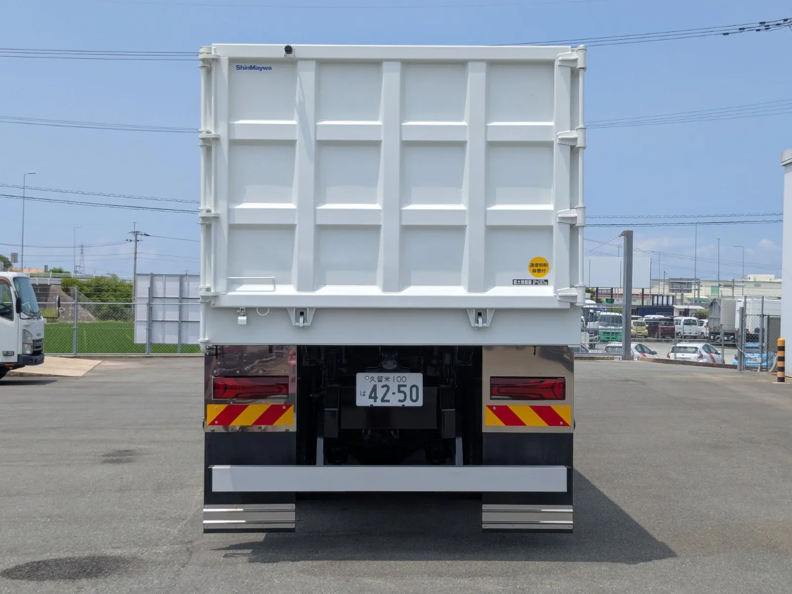 vehicle_image_20260727151831Kmrn9EZLxe.webp