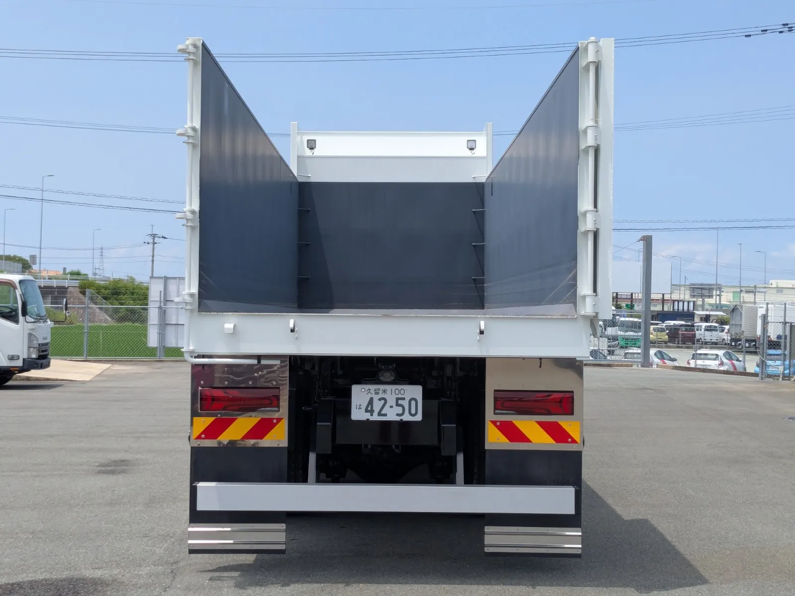 vehicle_image_20260727151832TWnSK9jdP3.webp