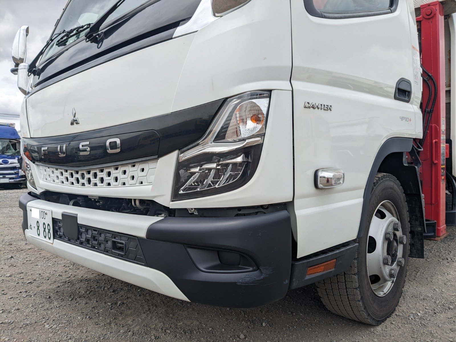 vehicle_image_20260606141658U1RPoxfAyj.jpg