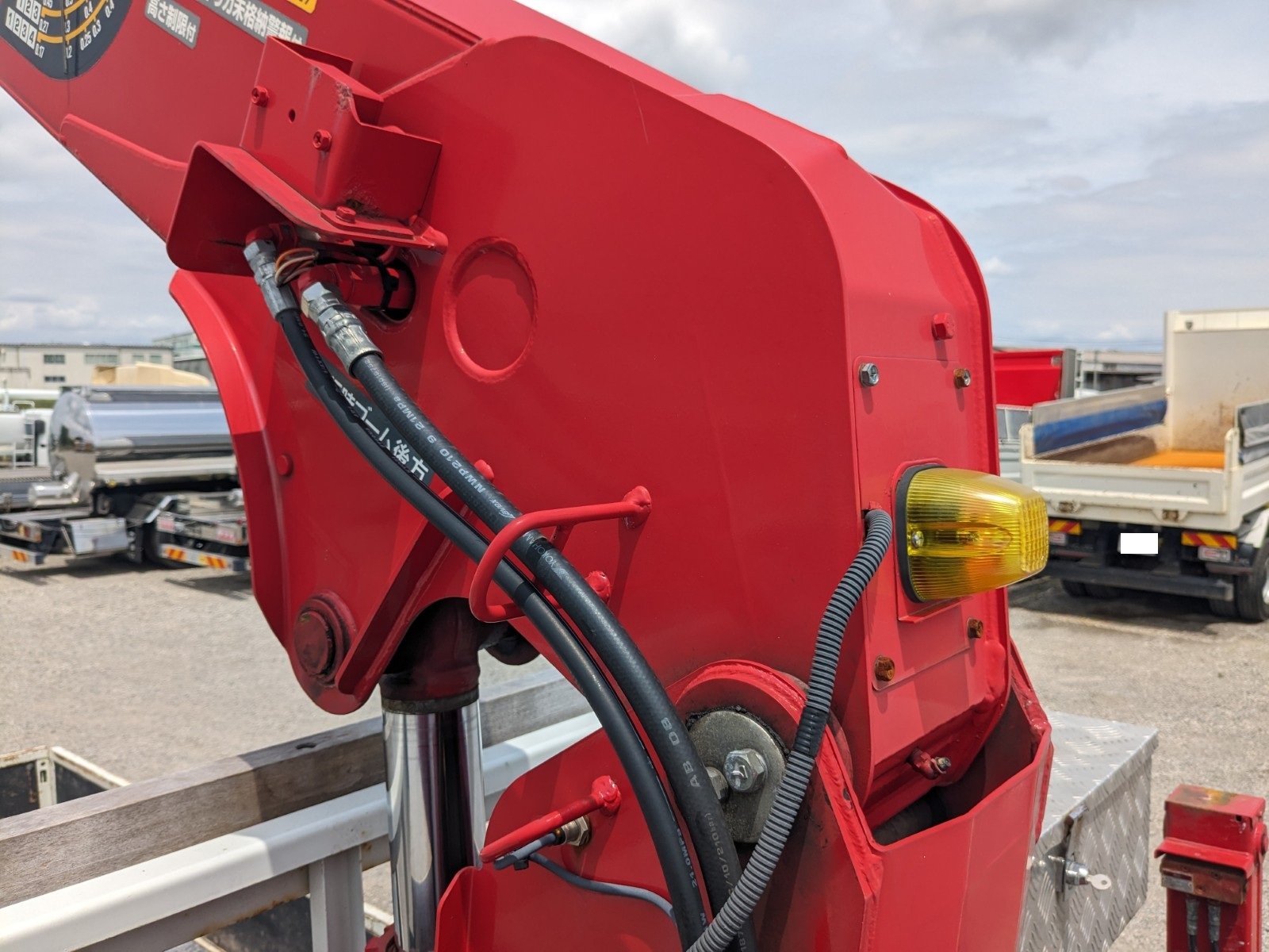 vehicle_image_20260606141658V1yQPAXHbM.jpg