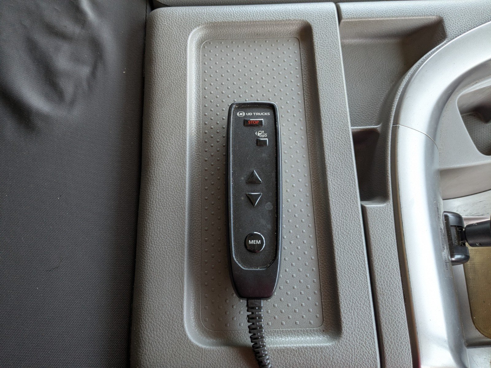 vehicle_image_20260520111515oN1lW1OavZ.jpg