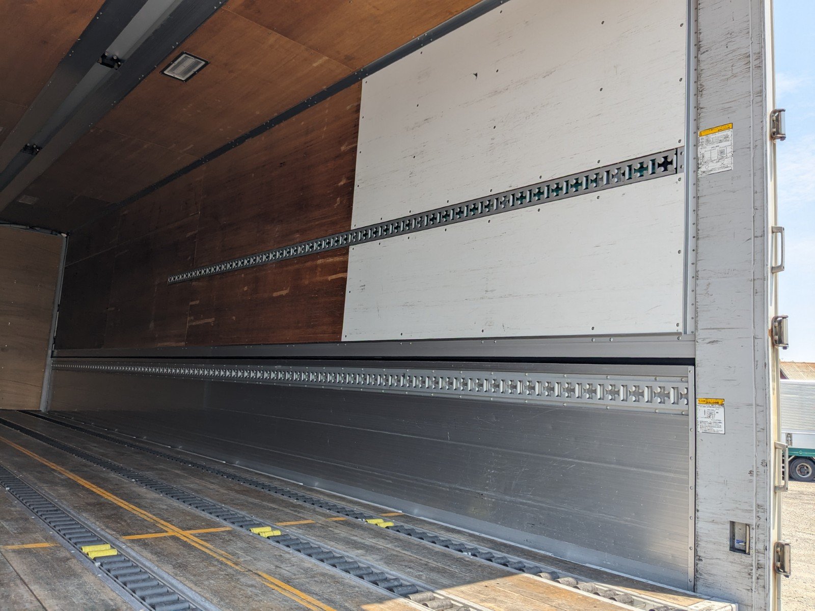 vehicle_image_202606061336454Uq9bc6Dx8.jpg