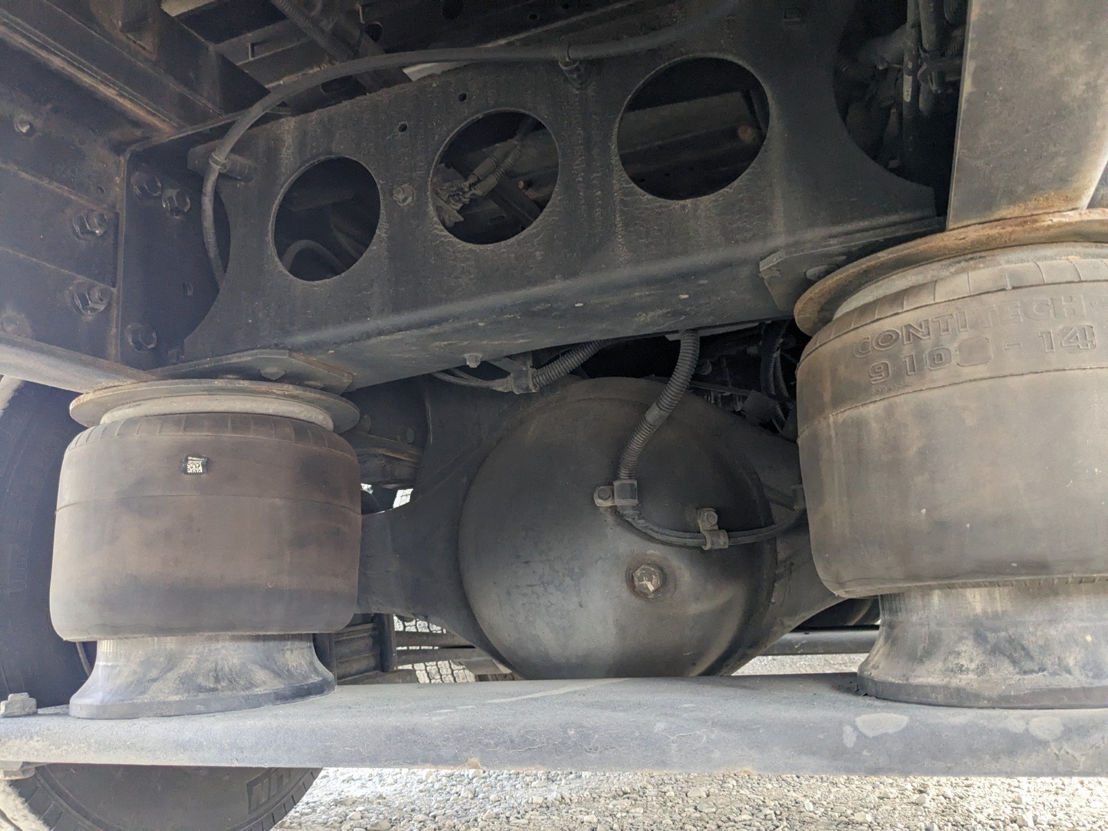 vehicle_image_202606061336459jm8r8R8CB.jpg
