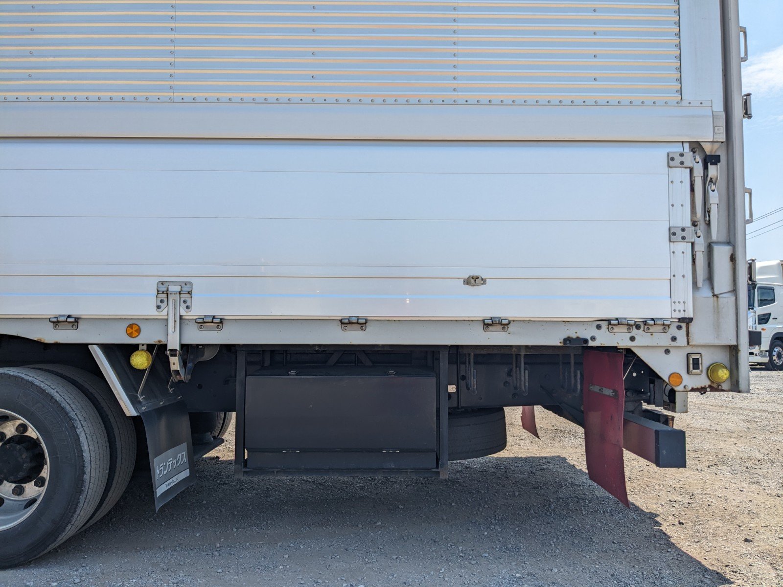 vehicle_image_20260606133645EA7LjNrjEZ.jpg
