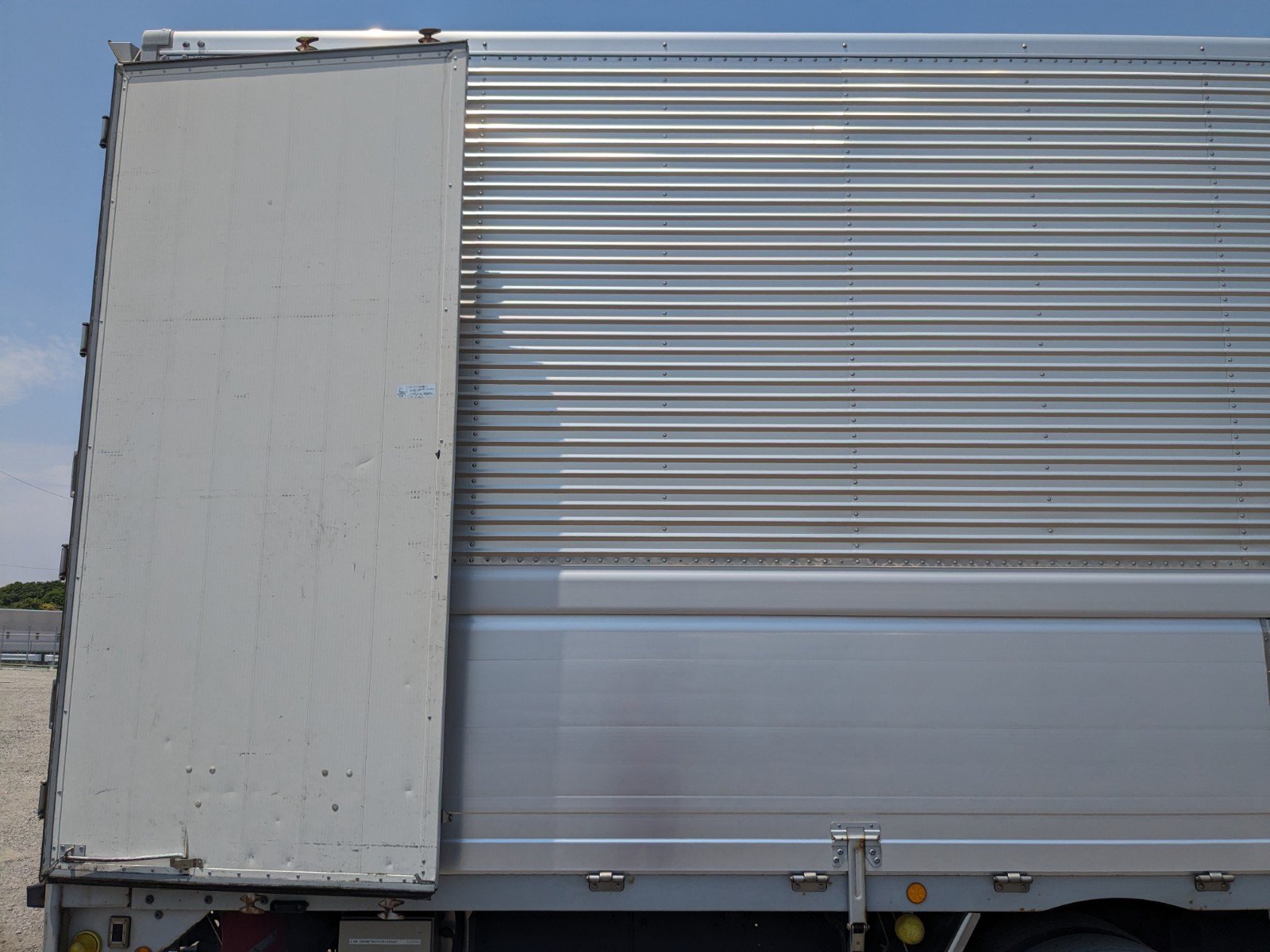 vehicle_image_20260606133645dZkfpb4tu4.jpg