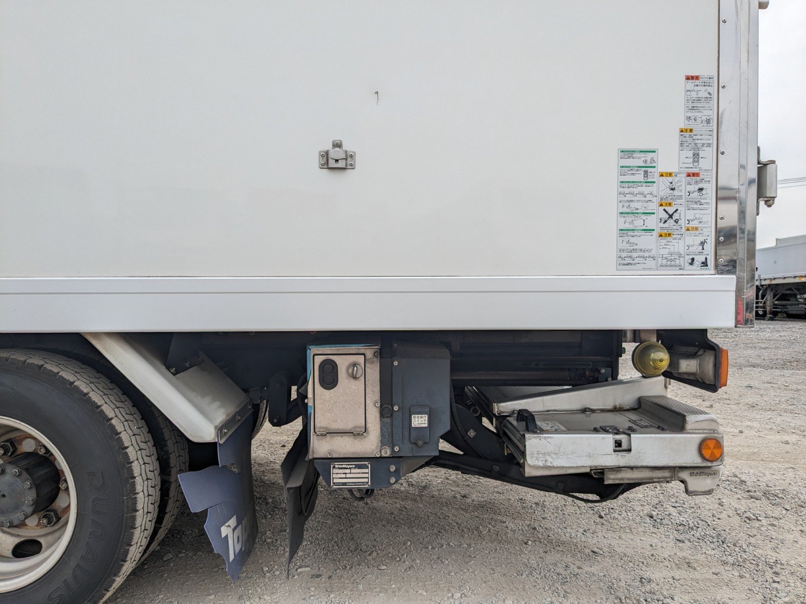 vehicle_image_202606061319249eSGrGGl0V.jpg