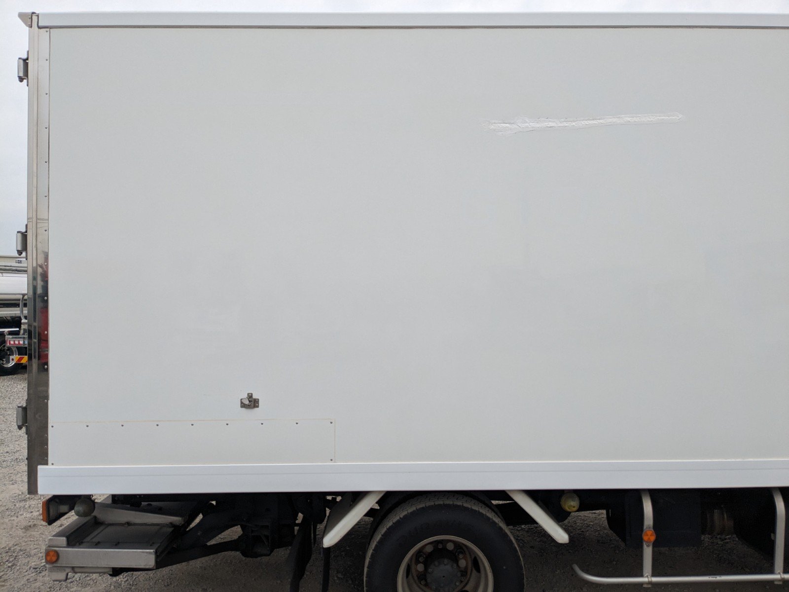 vehicle_image_20260606131924YTYyf8ISQF.jpg