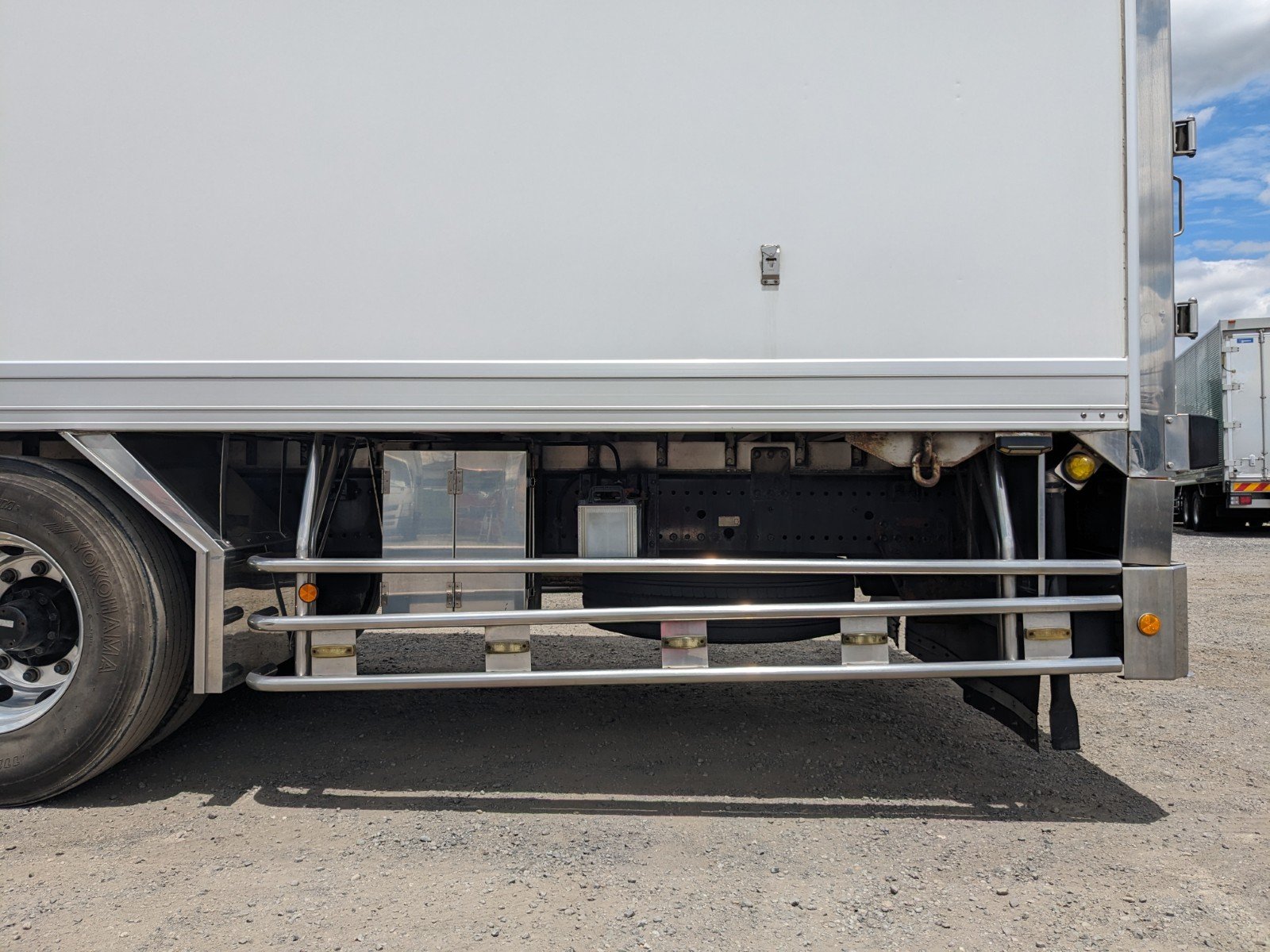 vehicle_image_20260609092809xzxnxD2tpp.jpg