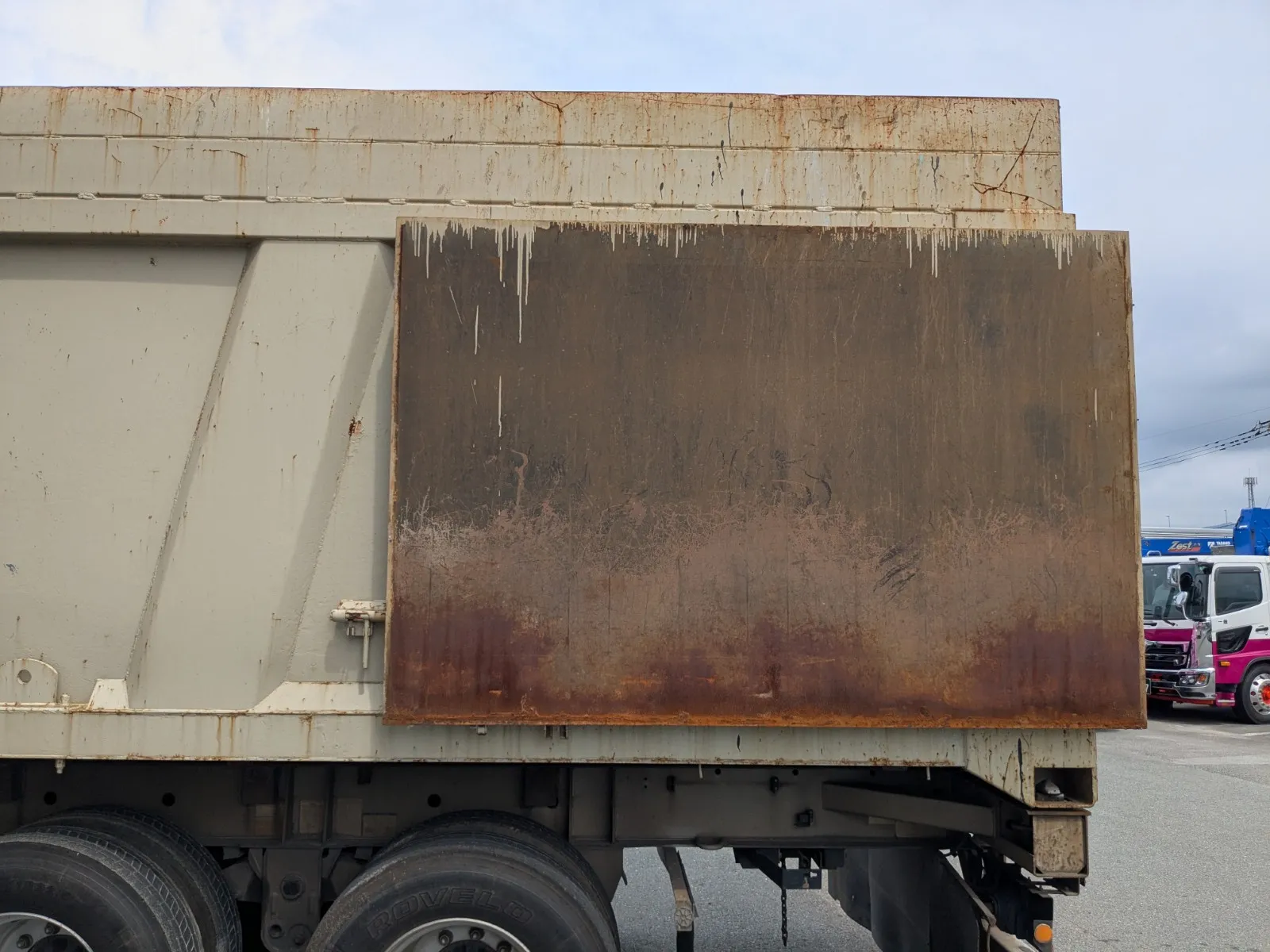 vehicle_image_20260717093852E0ZOzSHJBR.webp