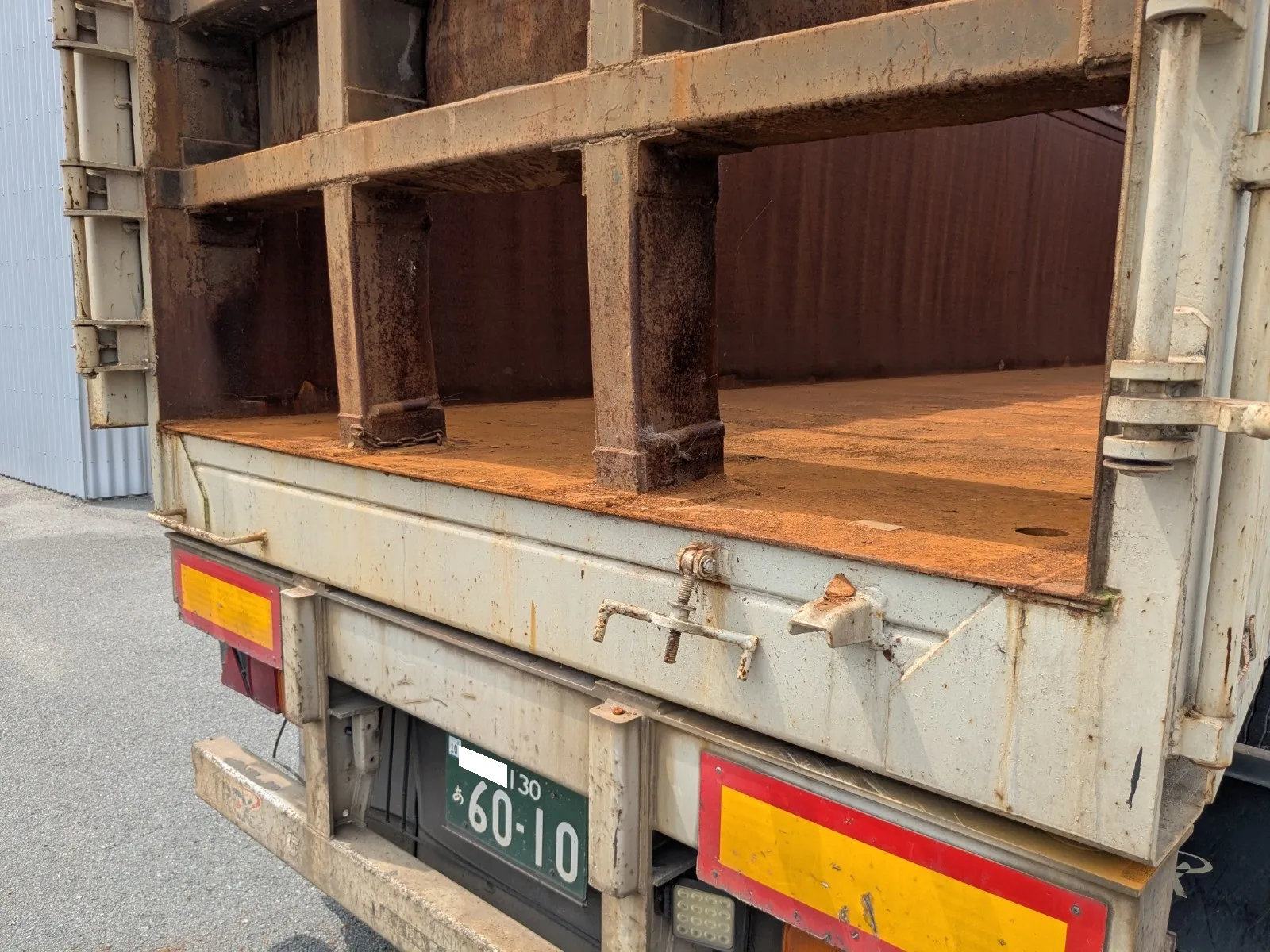 vehicle_image_20260717093855eDjCo7eGJE.webp