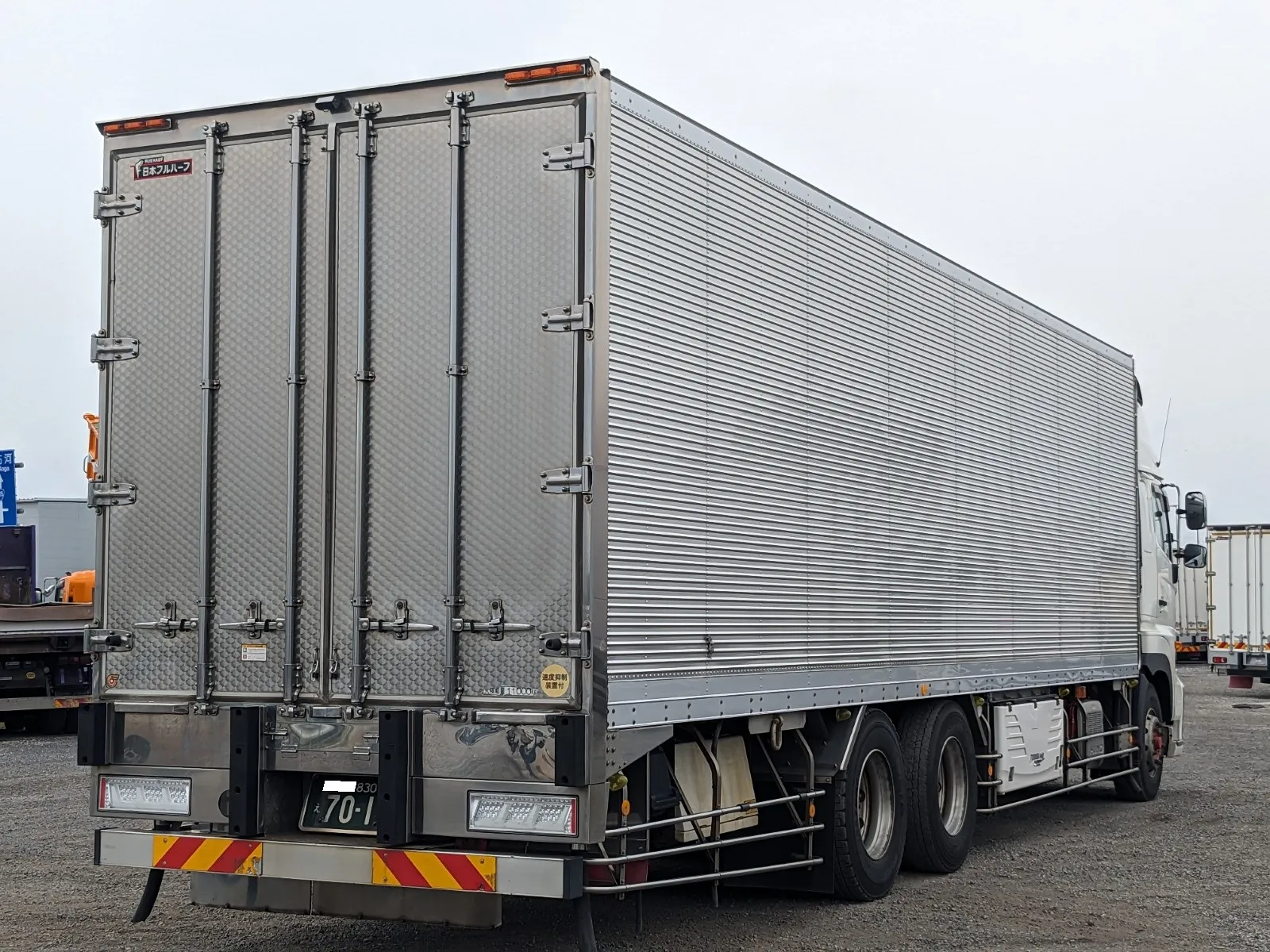 vehicle_image_20260707103538wQ2yVhiW6x.webp