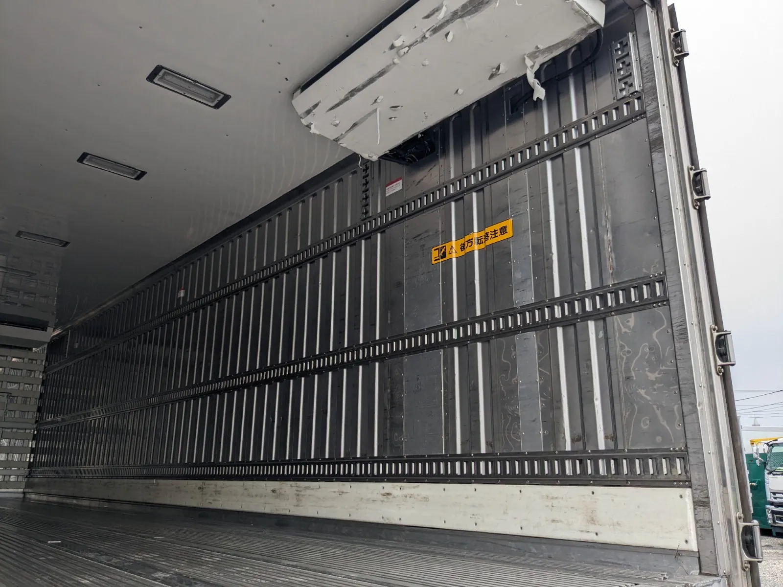 vehicle_image_20260707103543b8RTp9AMNB.webp