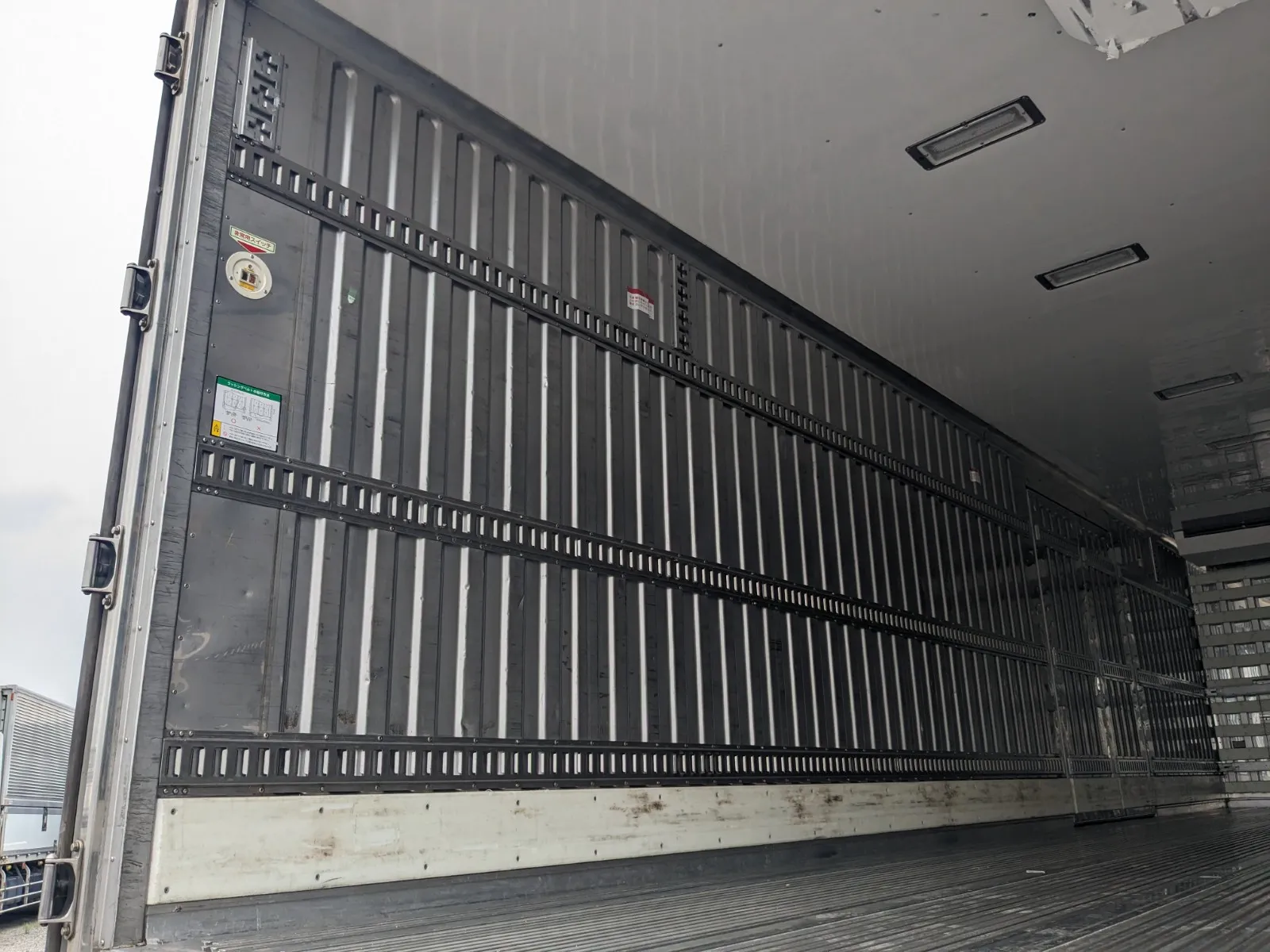 vehicle_image_20260707103545QGbdJgAXzr.webp