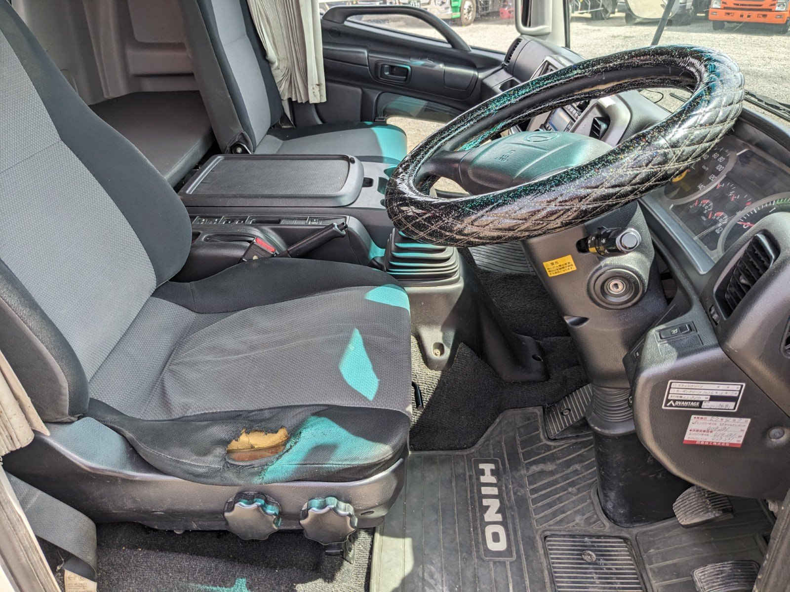 vehicle_image_20260610100729TtNvlNj5lr.jpg