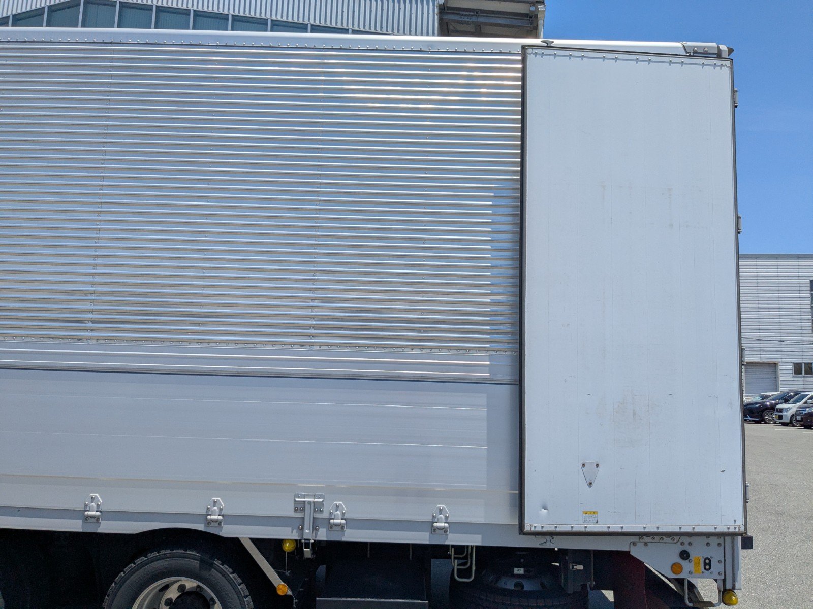 vehicle_image_20260615104404mrzqgIfFIs.jpg