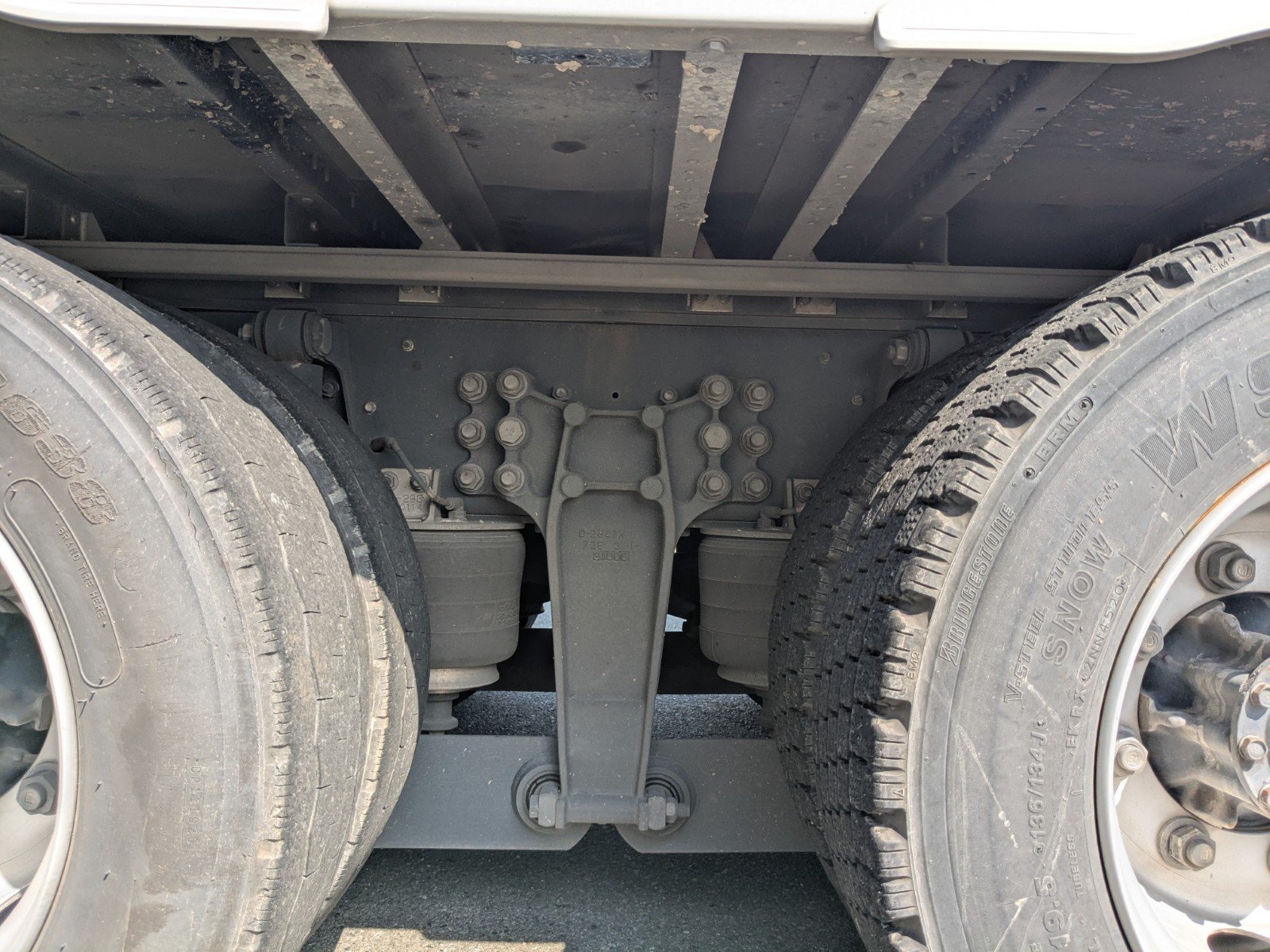 vehicle_image_20260615110618J4EnCS5iYd.jpg
