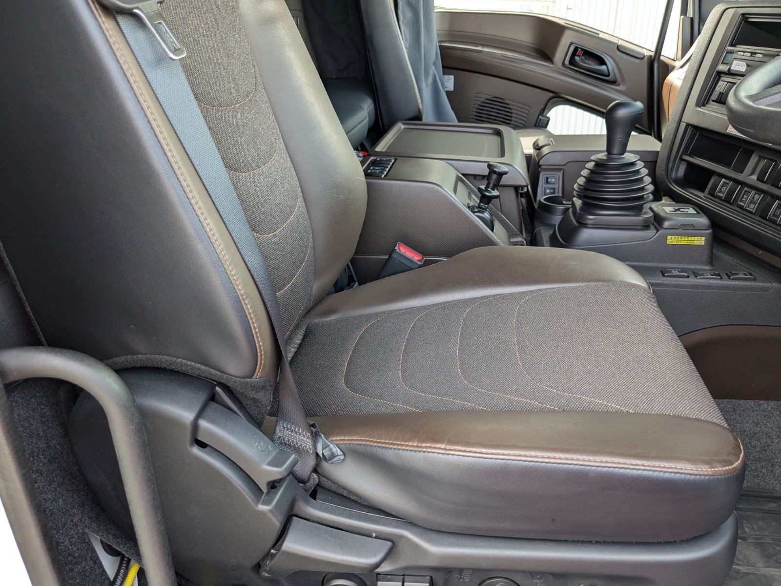vehicle_image_20260615110618NKizuuaTUx.jpg