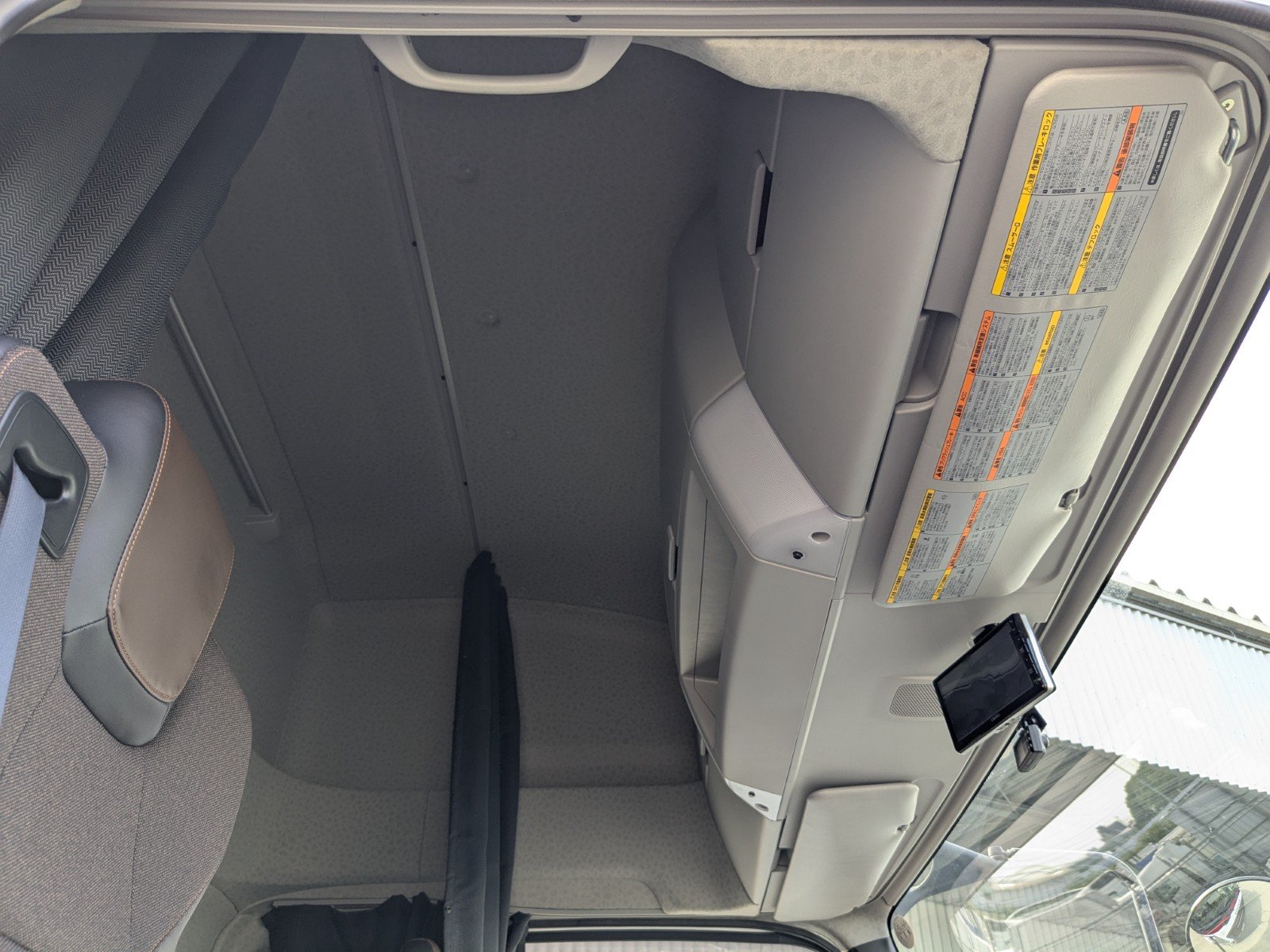 vehicle_image_20260615110618TOlEChpWnh.jpg