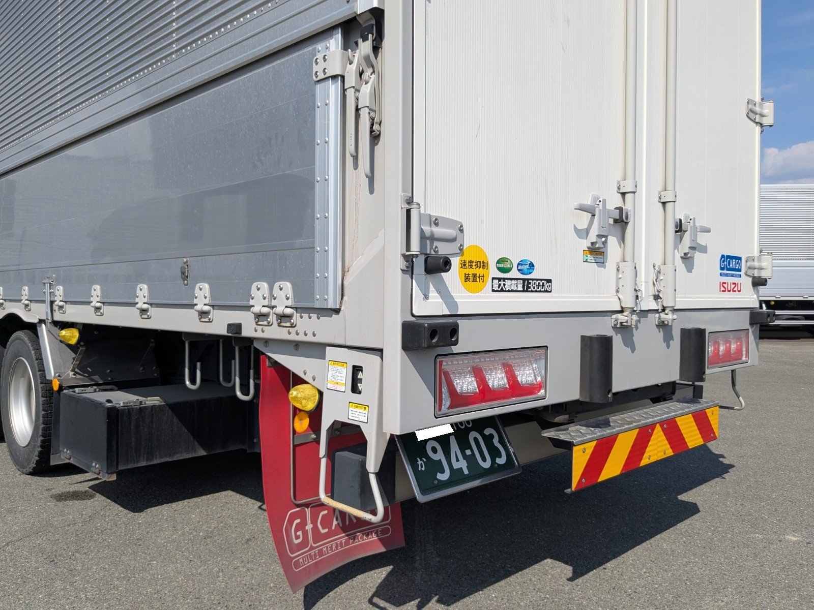 vehicle_image_20260615110618yMsNGrRin7.jpg
