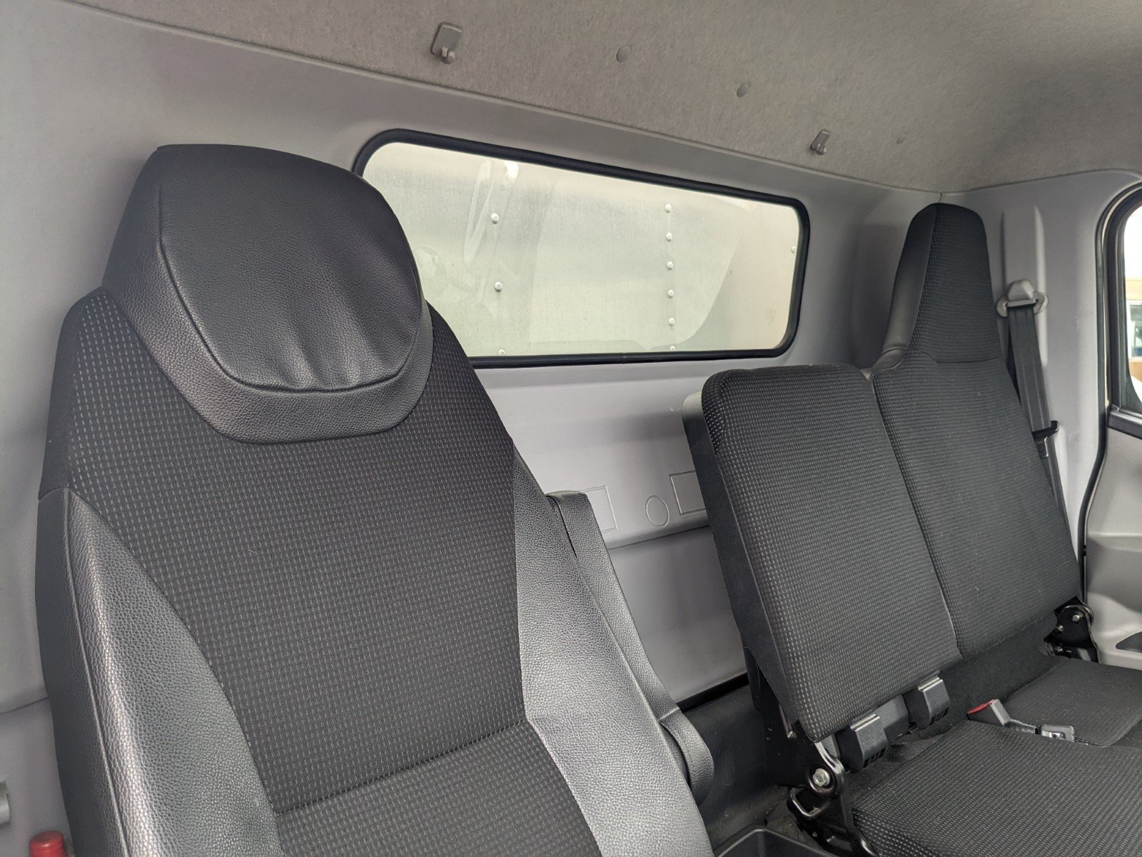 vehicle_image_2026061211472770kVnLh8gp.jpg