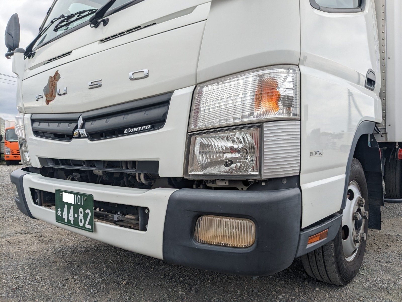vehicle_image_20260612114727NkyXuvqSlU.jpg