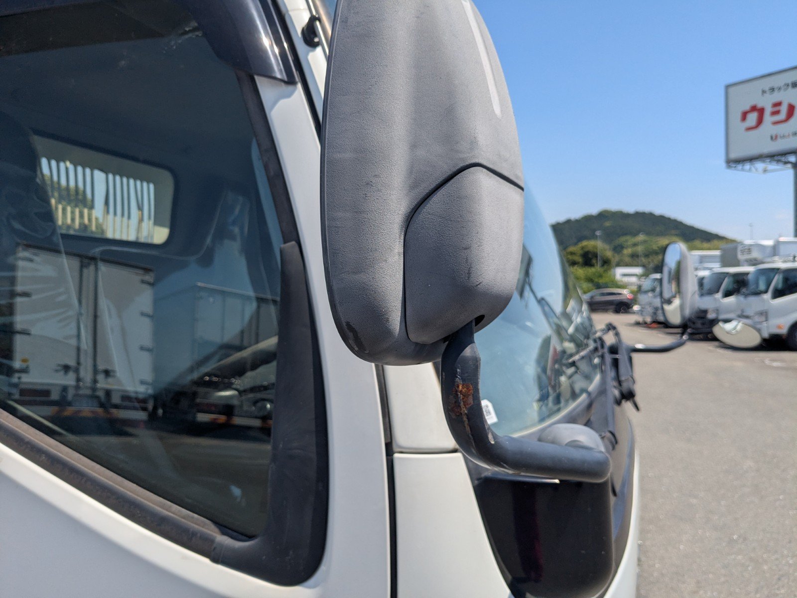 vehicle_image_20260522101727UVgfzNwmkJ.jpg