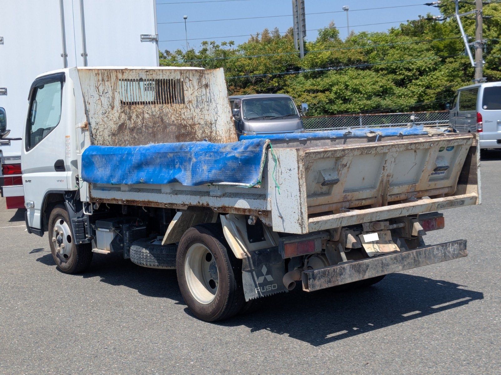vehicle_image_20260522101727Z02H7AhYLe.jpg