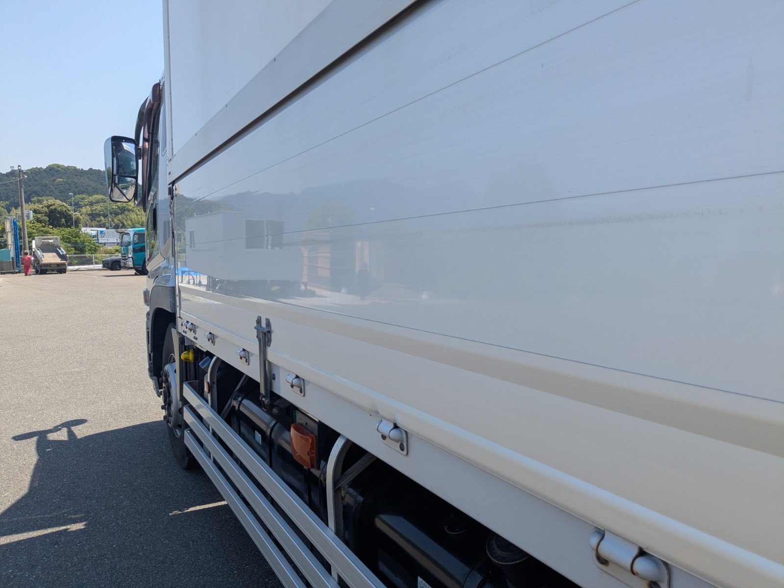 vehicle_image_202605190956531ZgUzJ4Tji.jpg