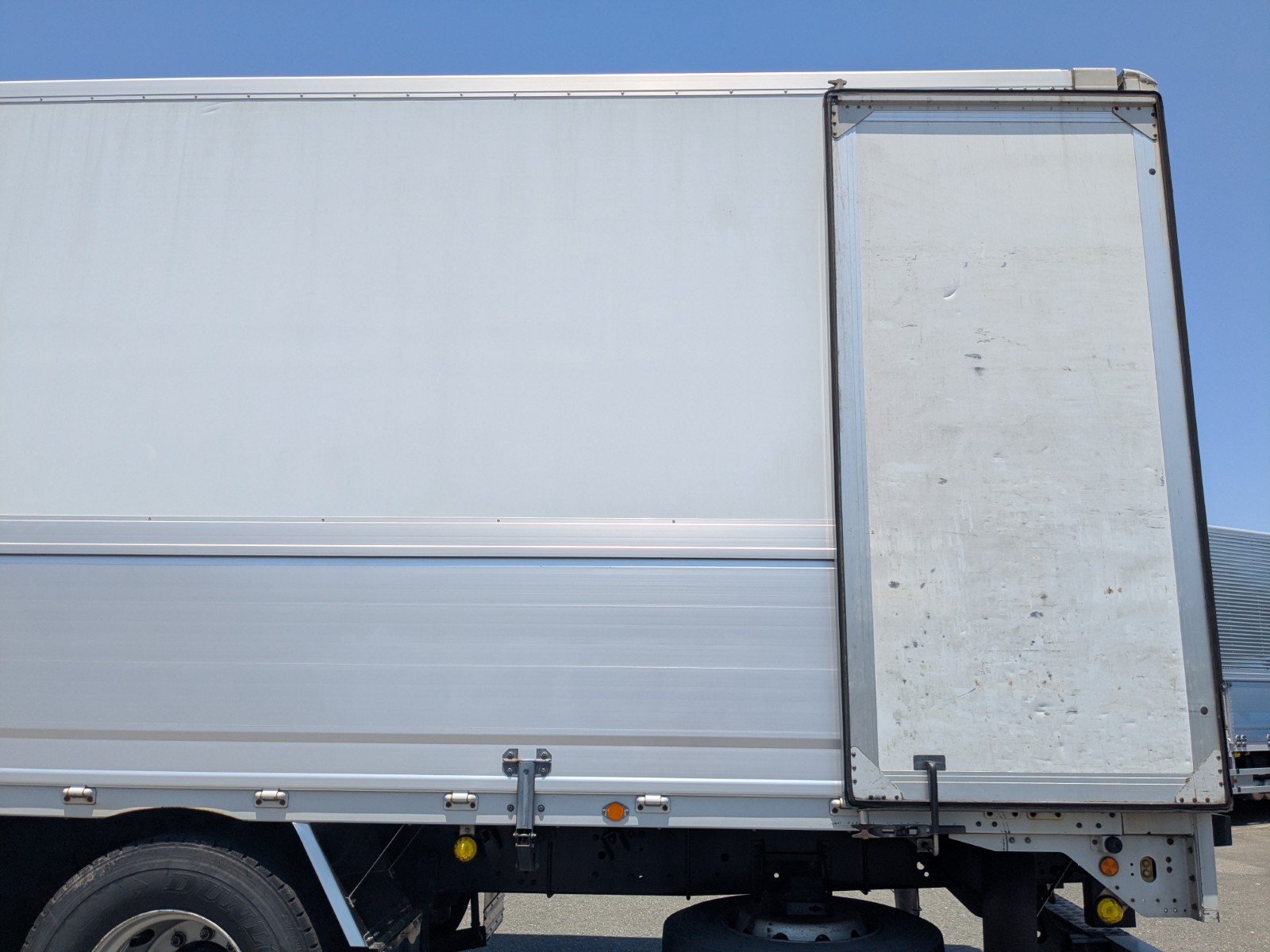 vehicle_image_20260519095653KQDm6u3Ctb.jpg