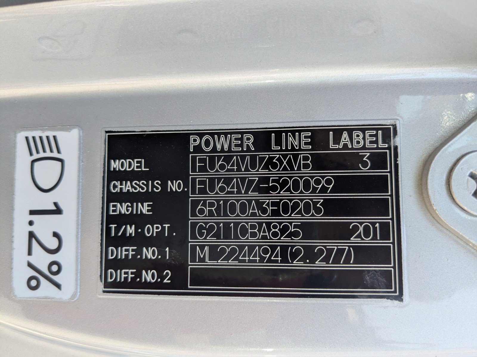 vehicle_image_20260519095653PiHHzwLiI1.jpg