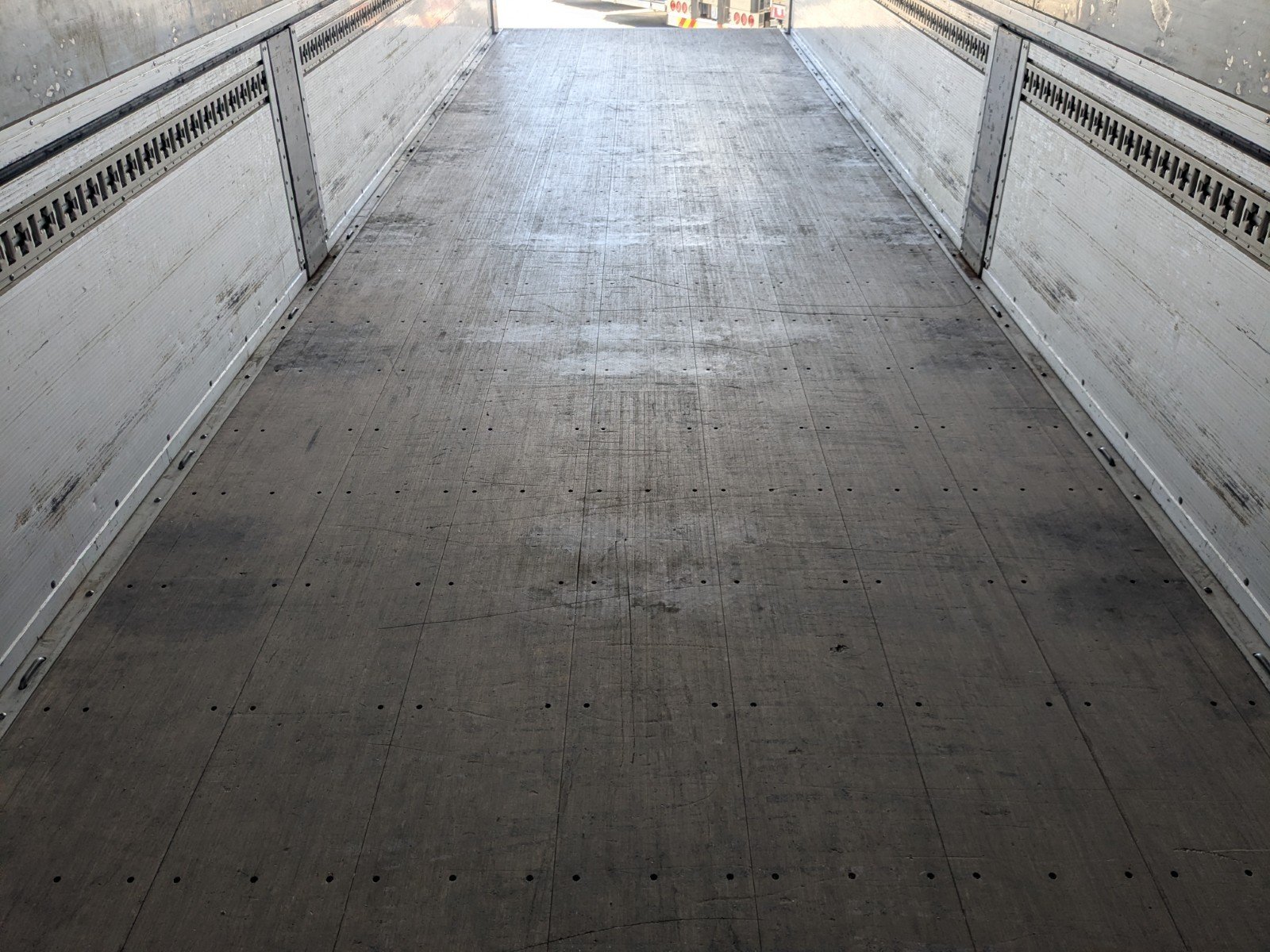 vehicle_image_20260519095653fHLgQspJjK.jpg