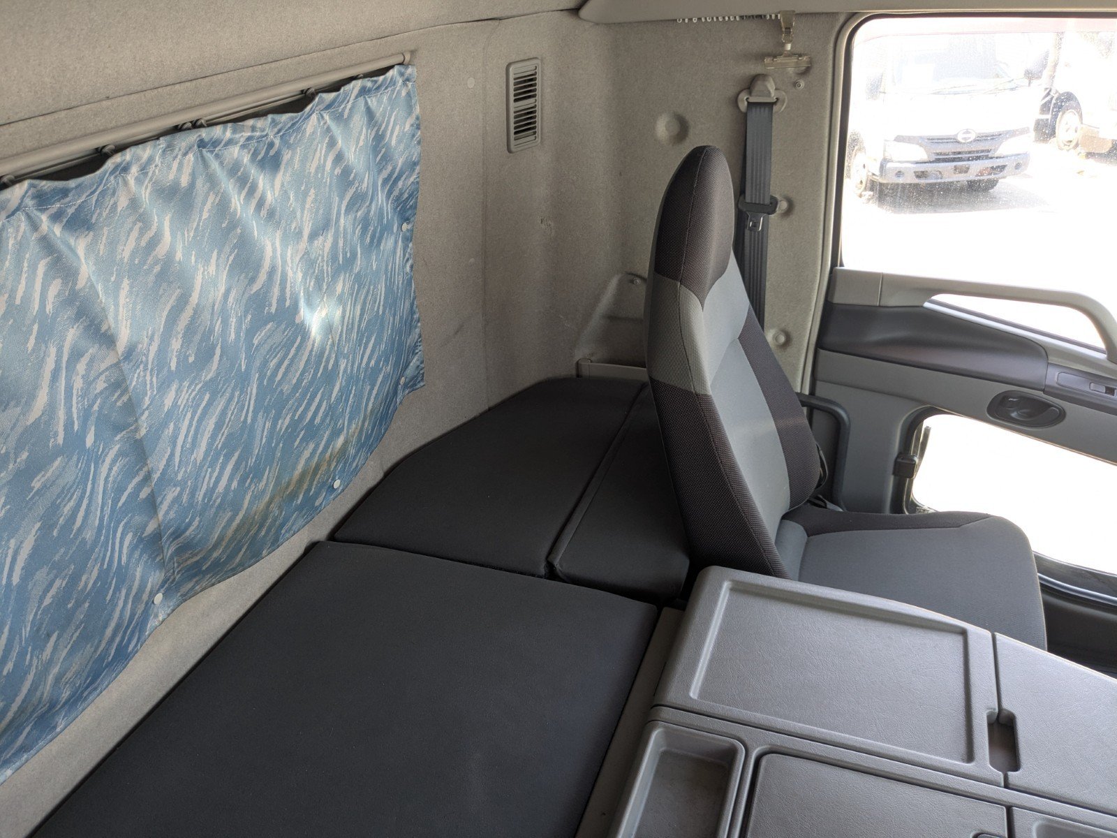 vehicle_image_20260519095653h7Czv8vTKk.jpg