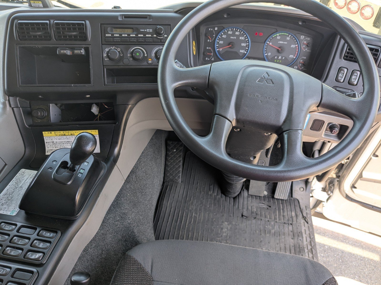 vehicle_image_20260519095653yQWlznmt0G.jpg