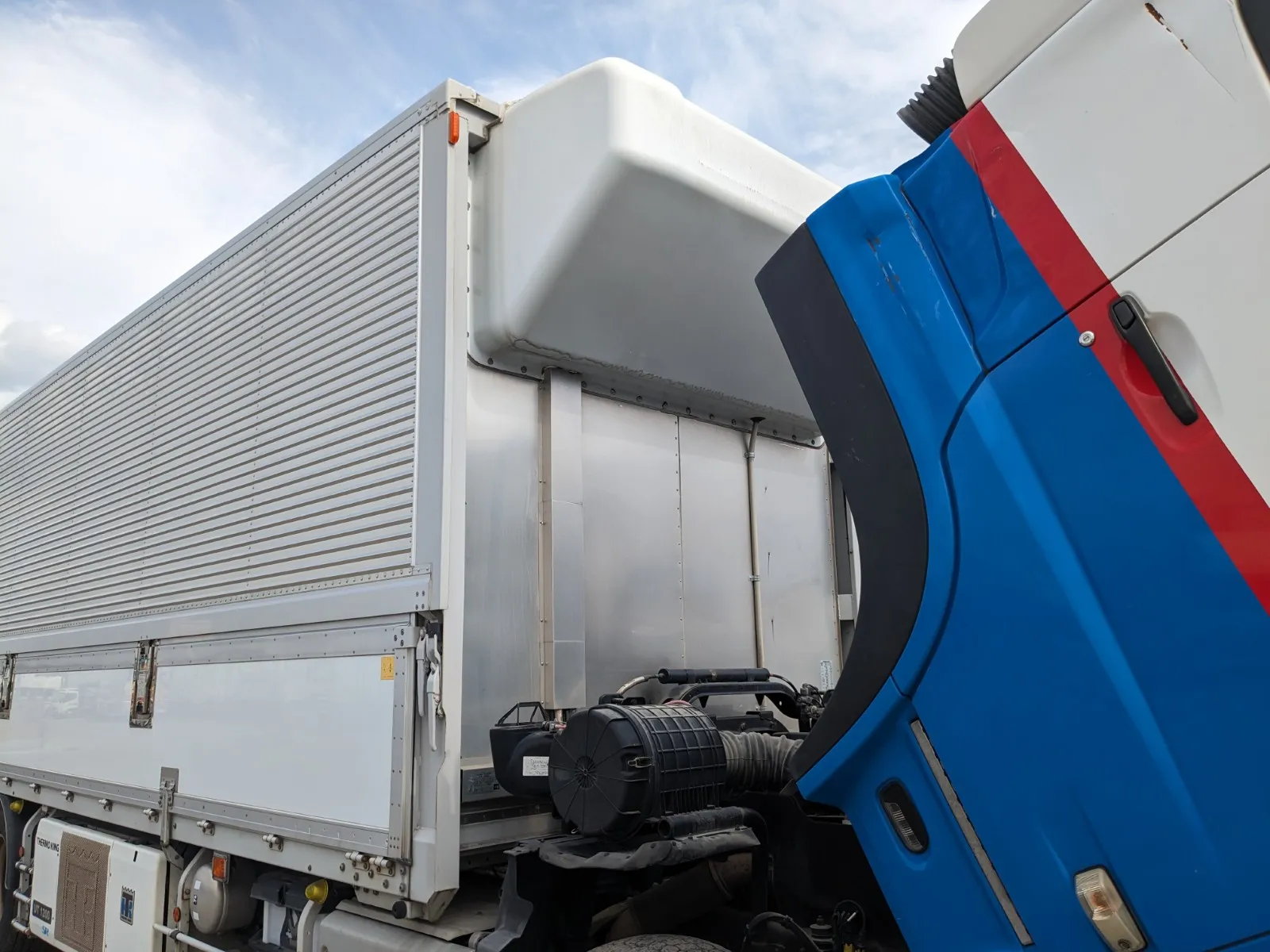 vehicle_image_202606161800348CNY4AX3gv.webp